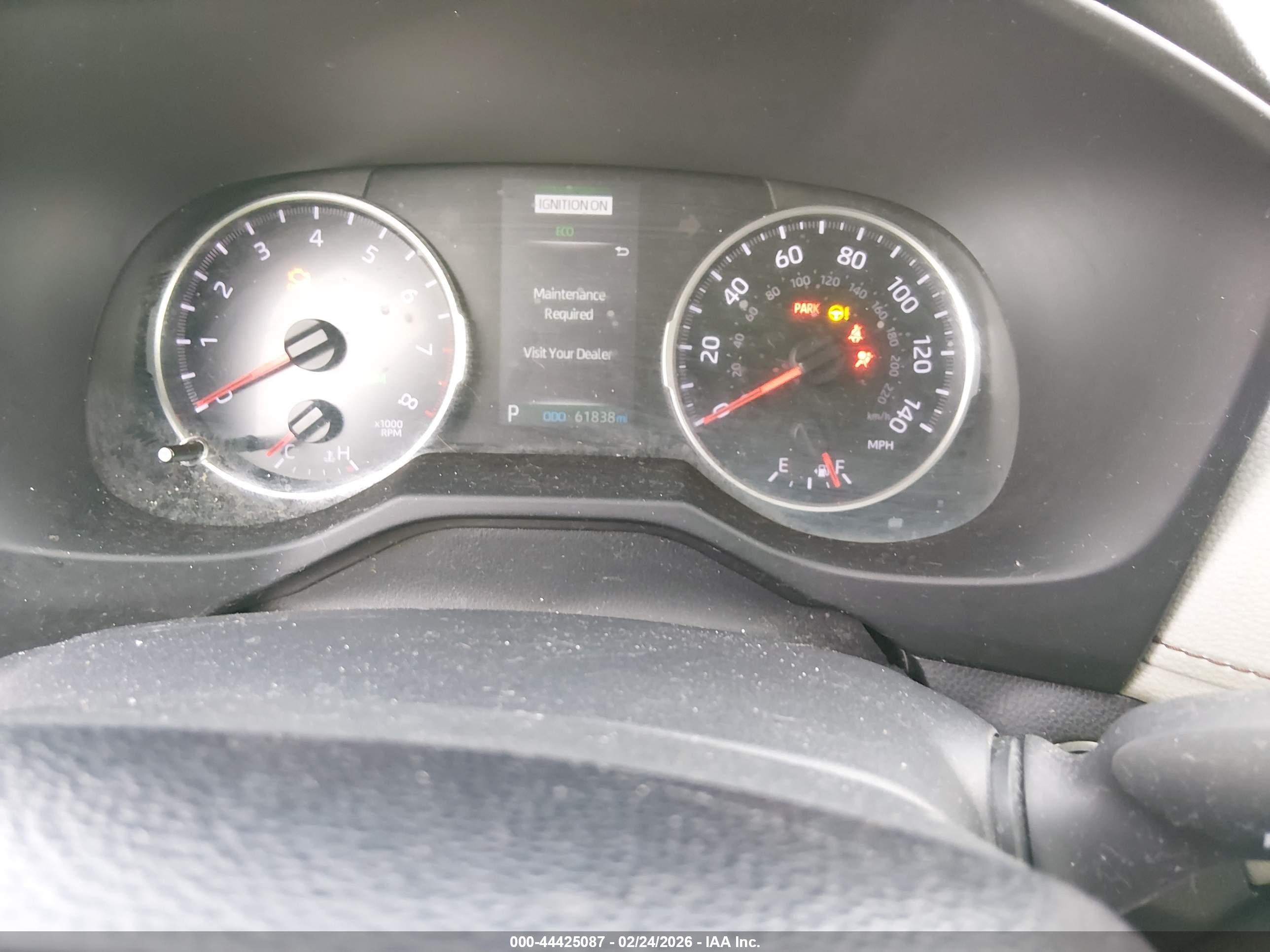 TOYOTA RAV4 image 7