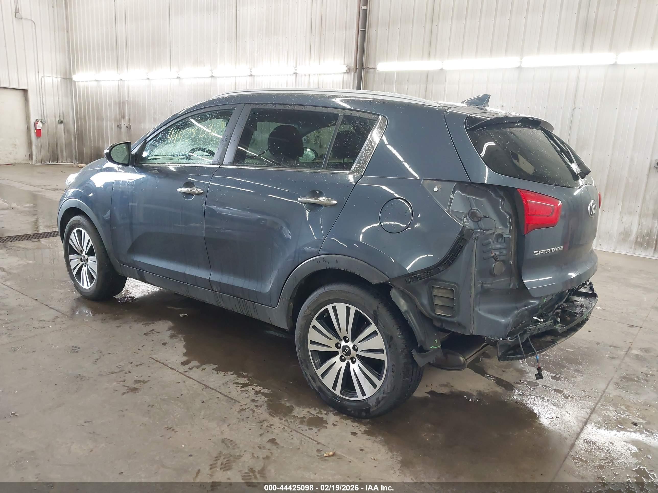 KIA SPORTAGE image 3