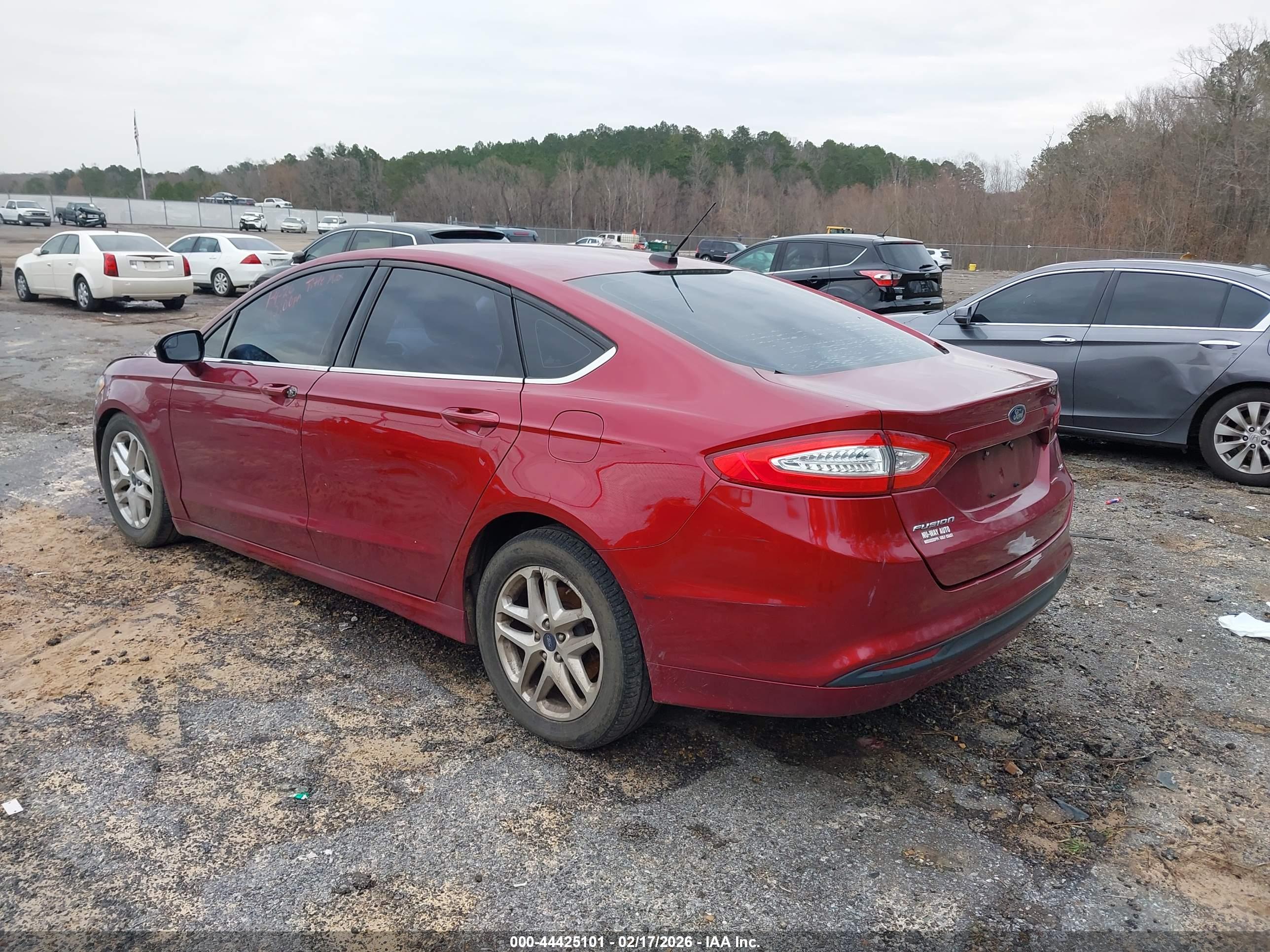 FORD FUSION image 3