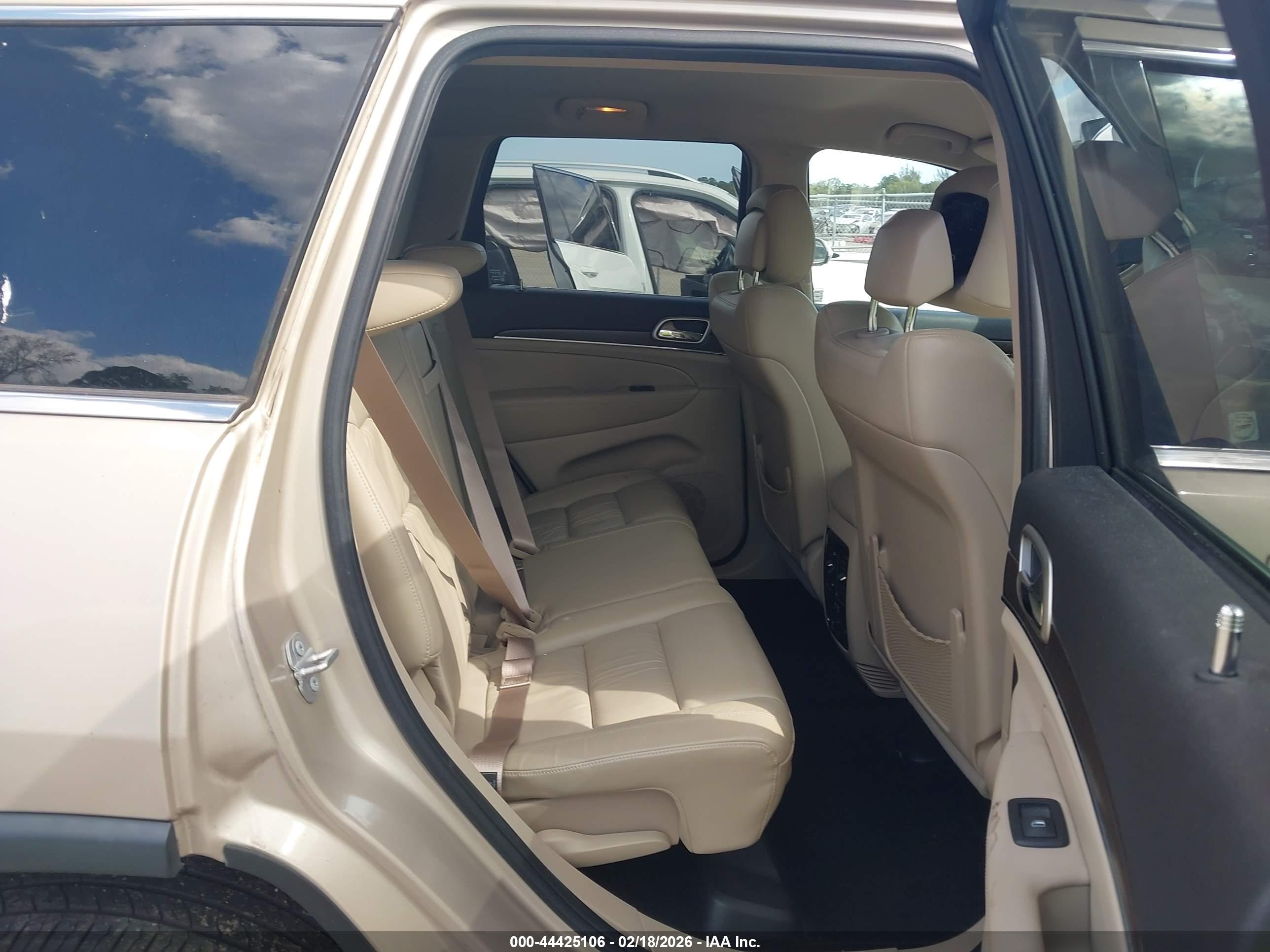 JEEP GRAND image 8