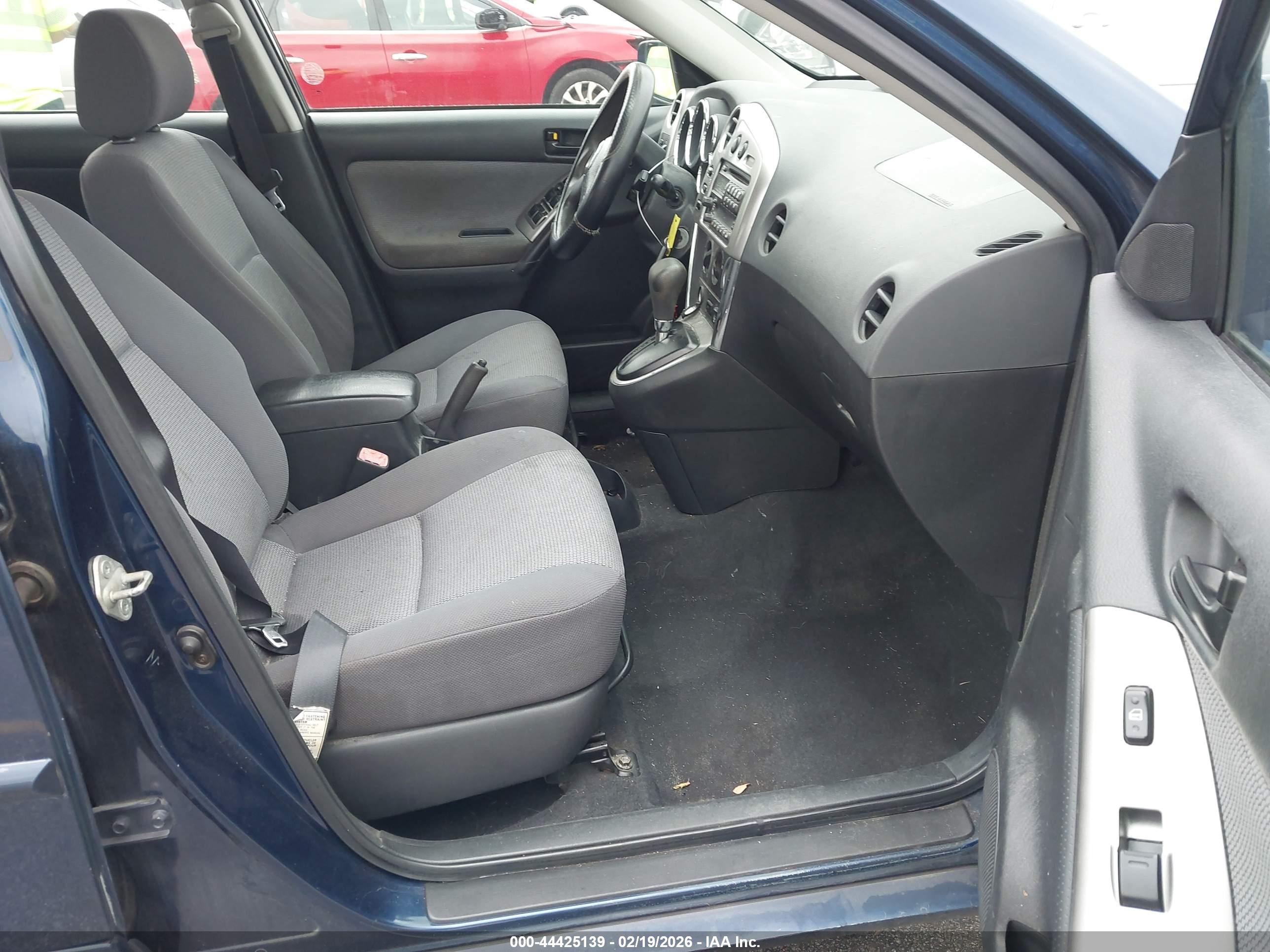 PONTIAC VIBE image 5