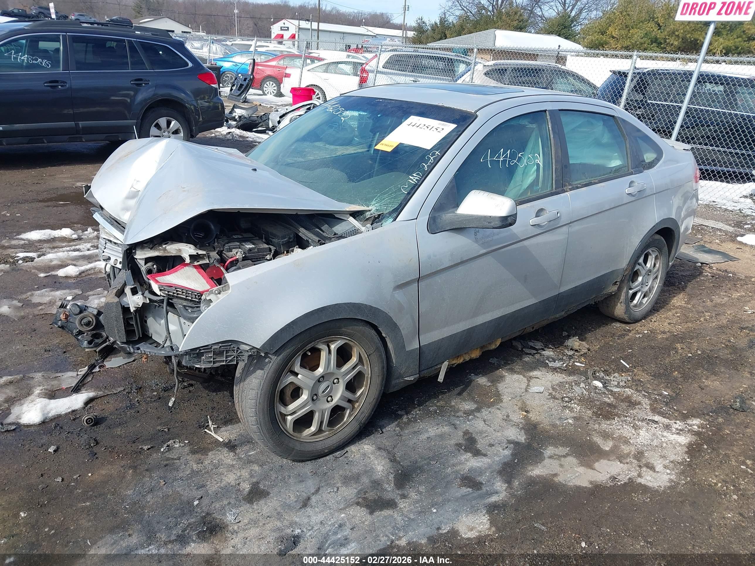 FORD FOCUS image 2