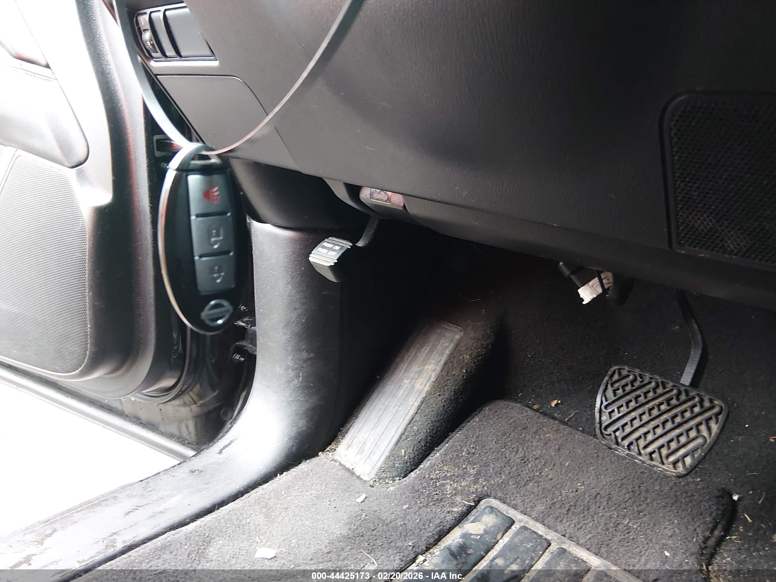 NISSAN ARMADA image 11