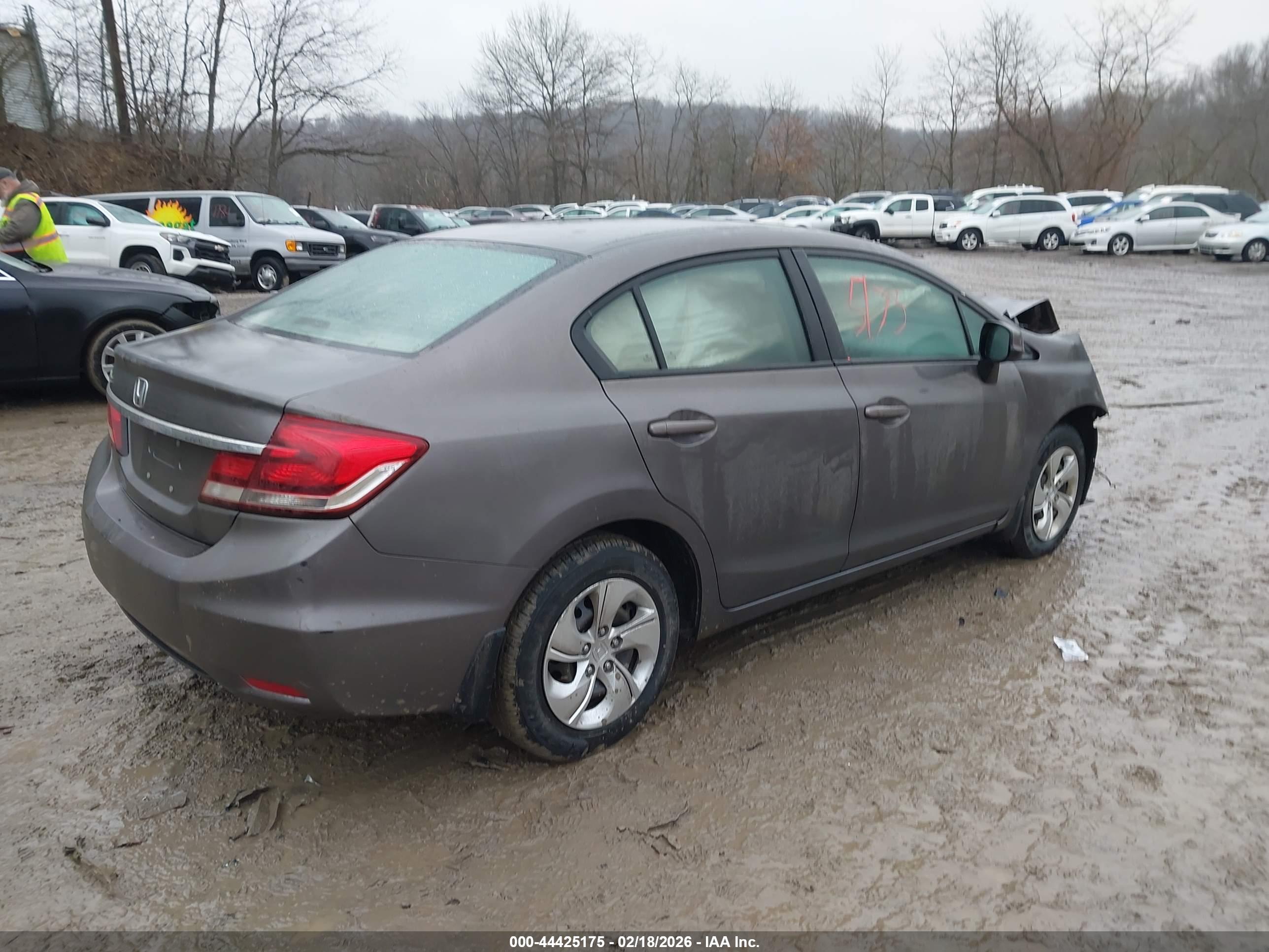 HONDA CIVIC image 4