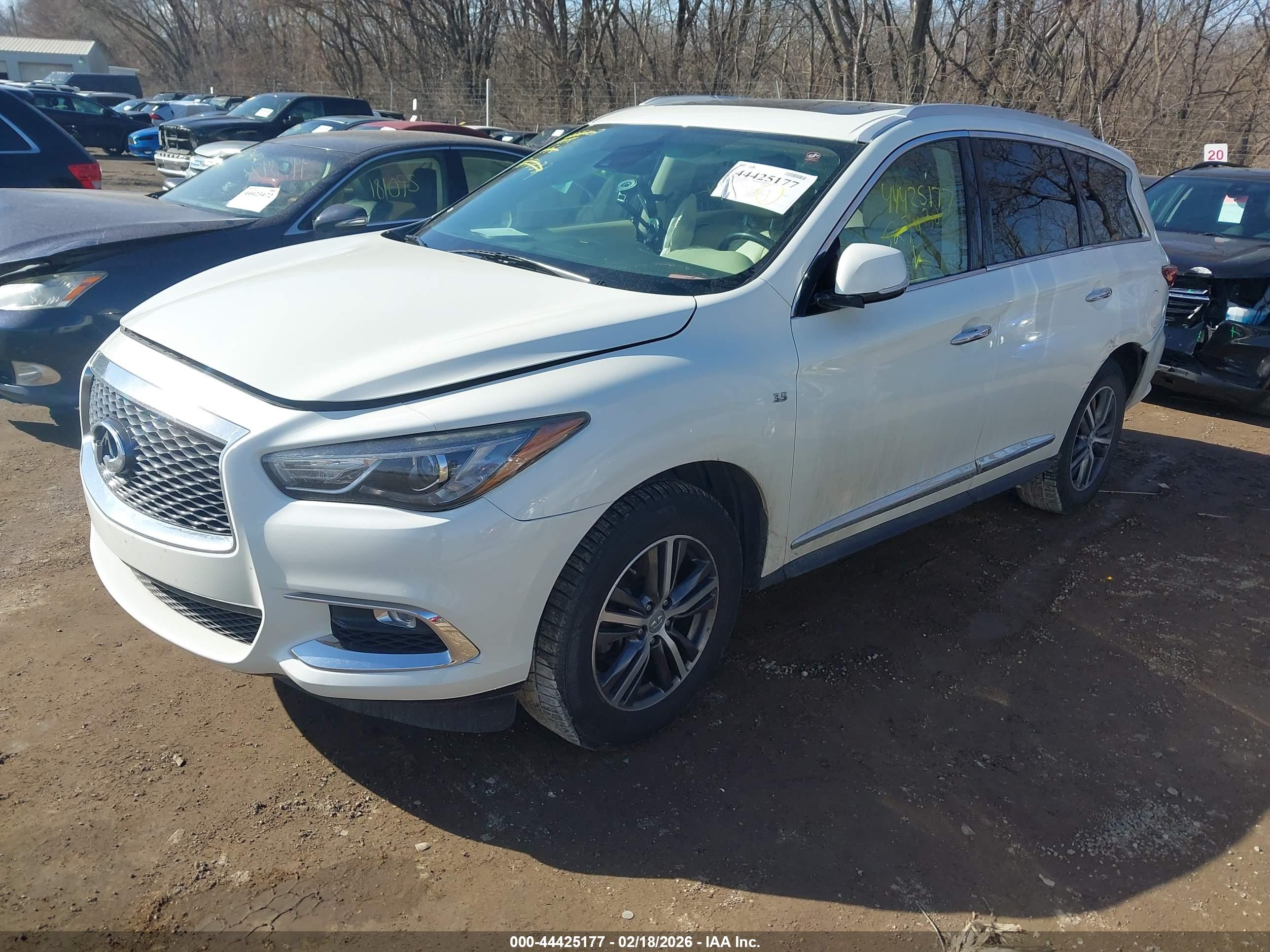 INFINITI QX60 image 2