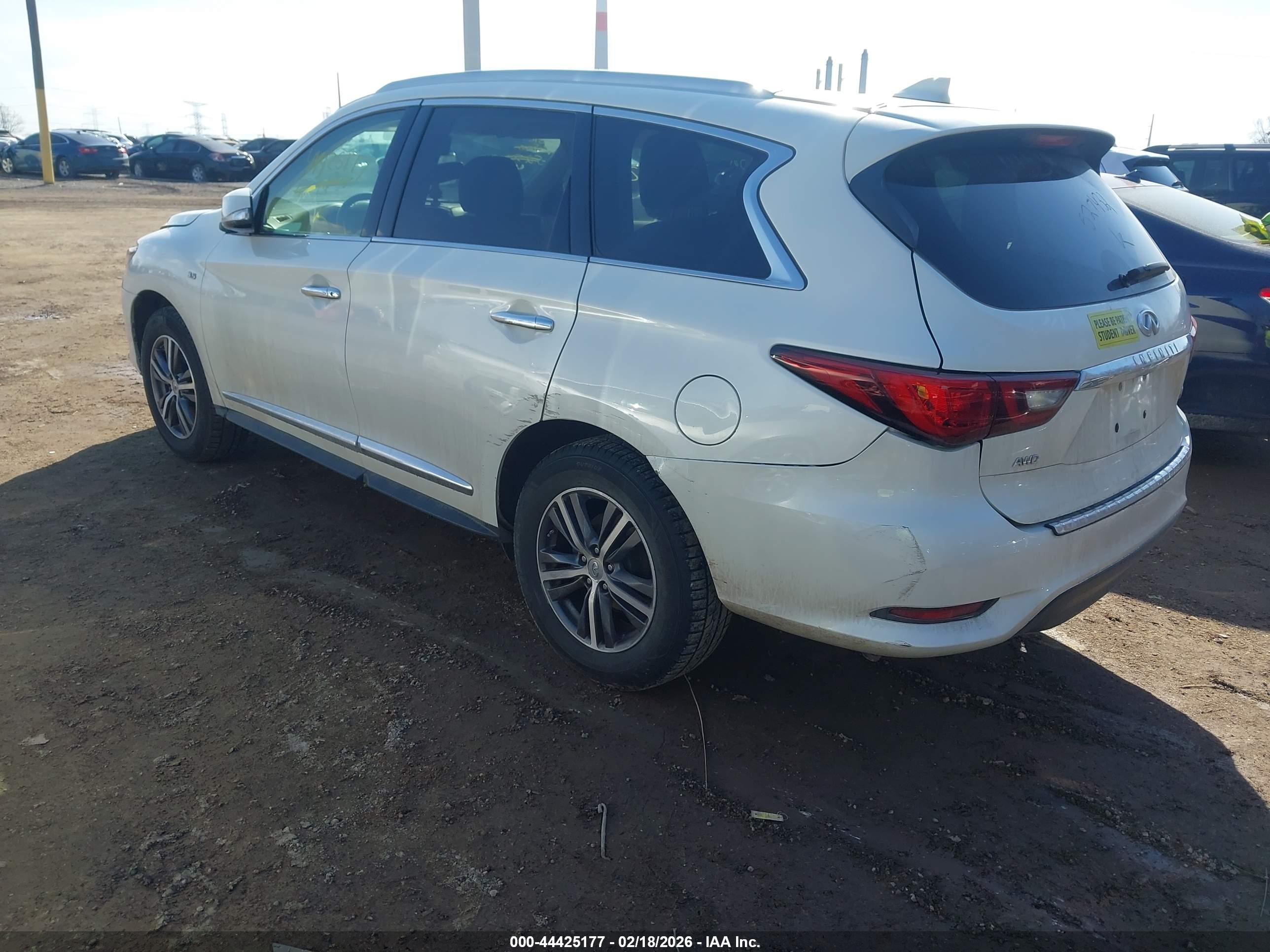 INFINITI QX60 image 3