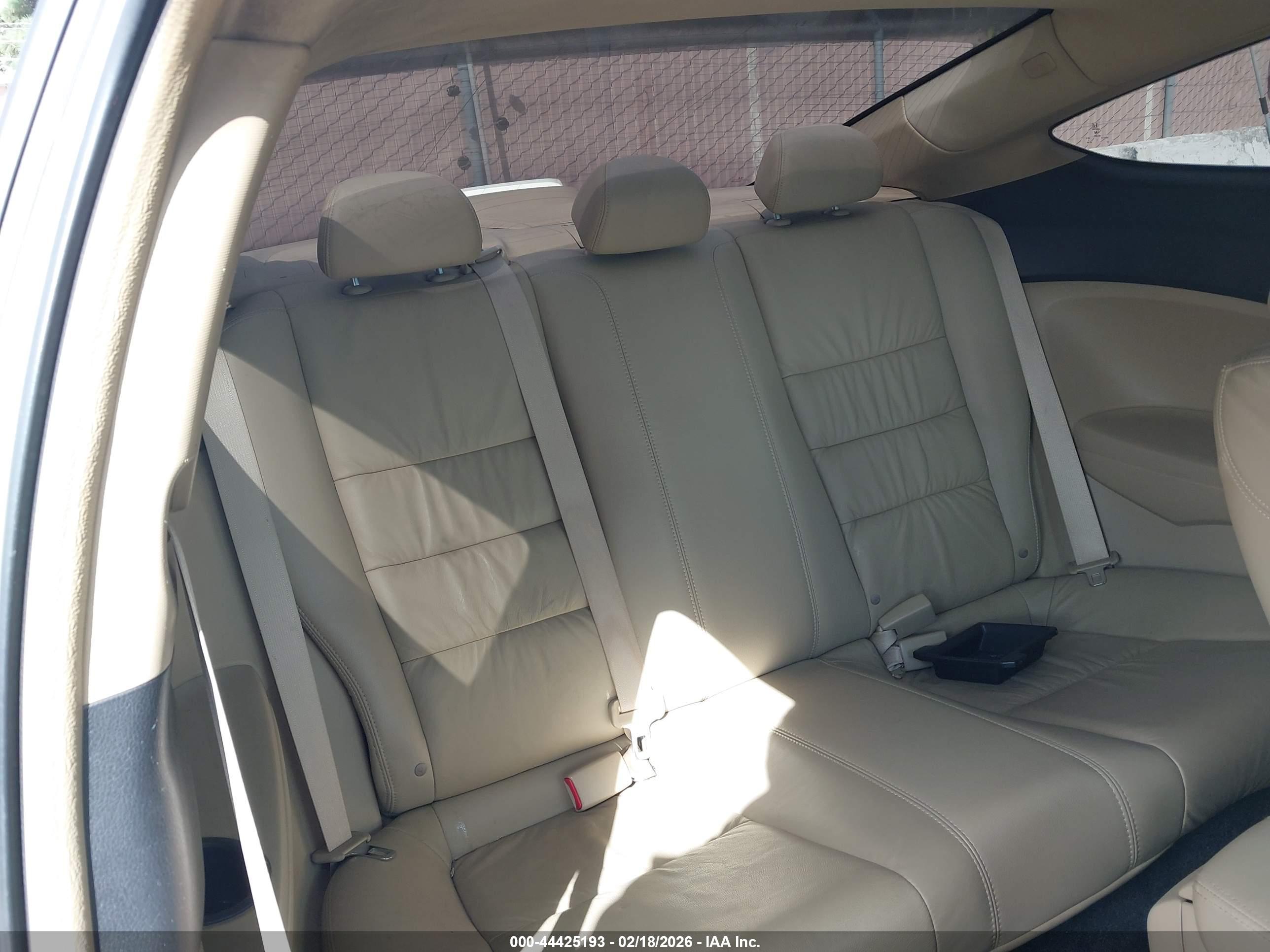 HONDA ACCORD image 8