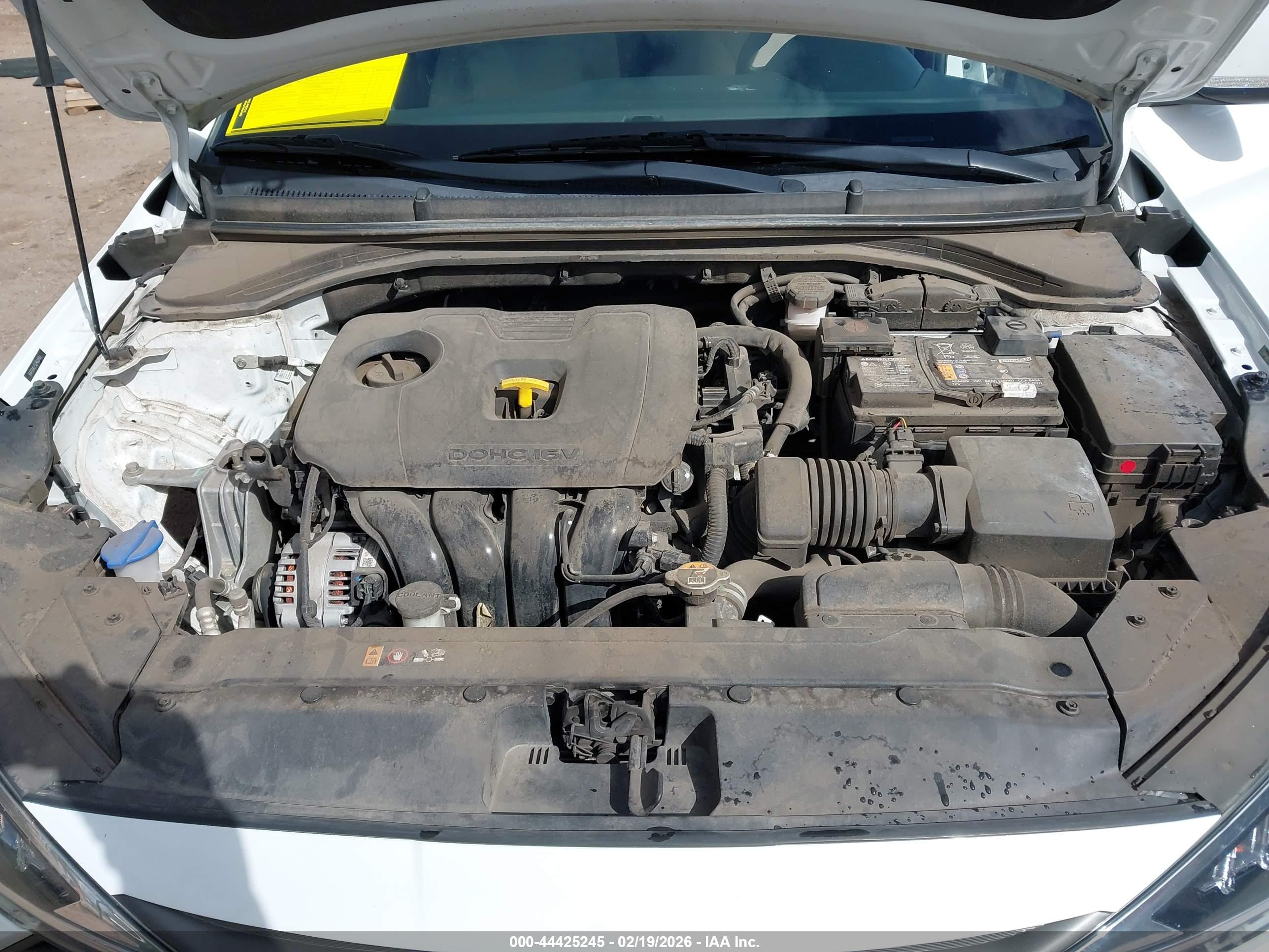 HYUNDAI ELANTRA image 10