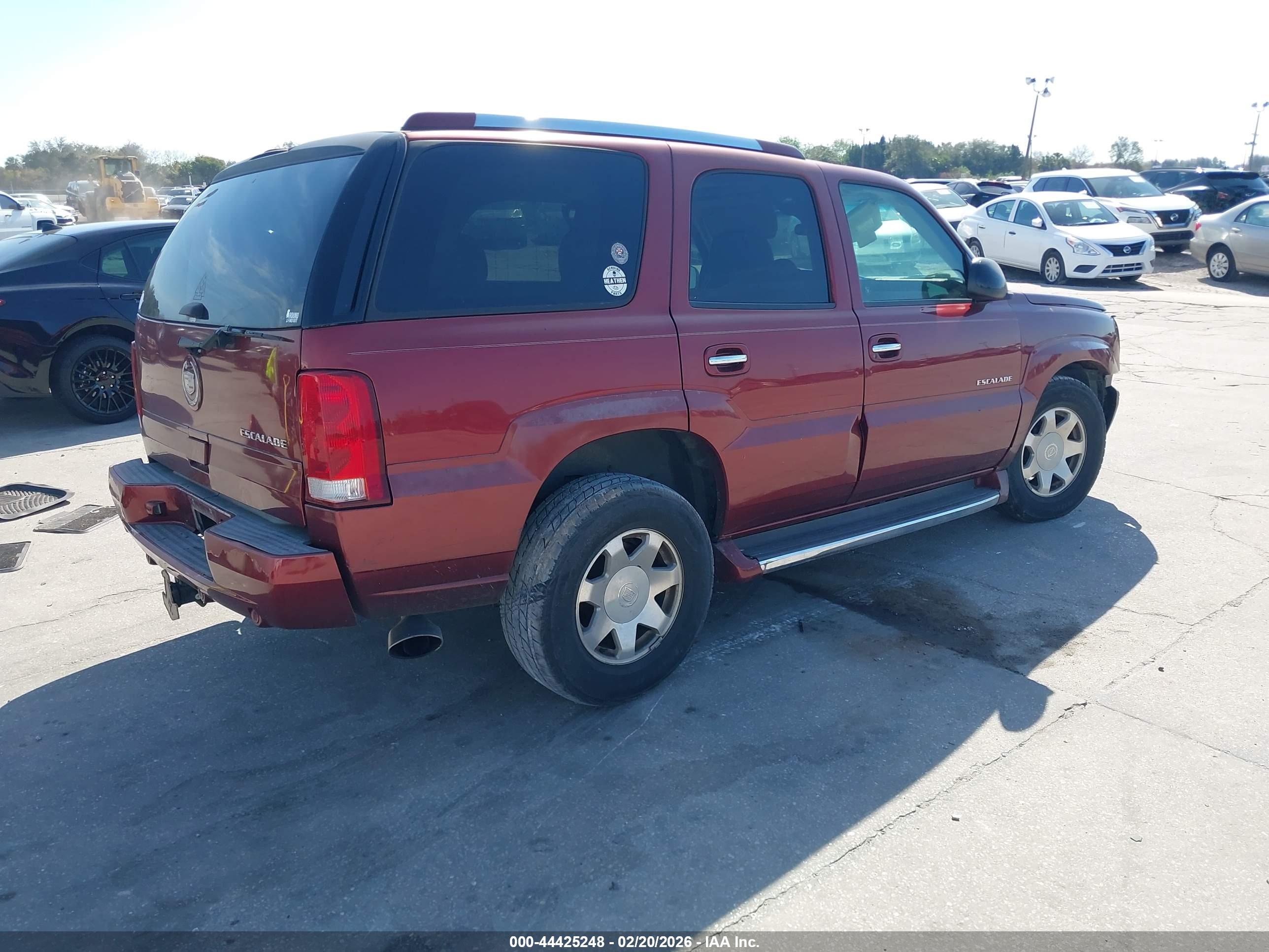 CADILLAC ESCALADE image 4