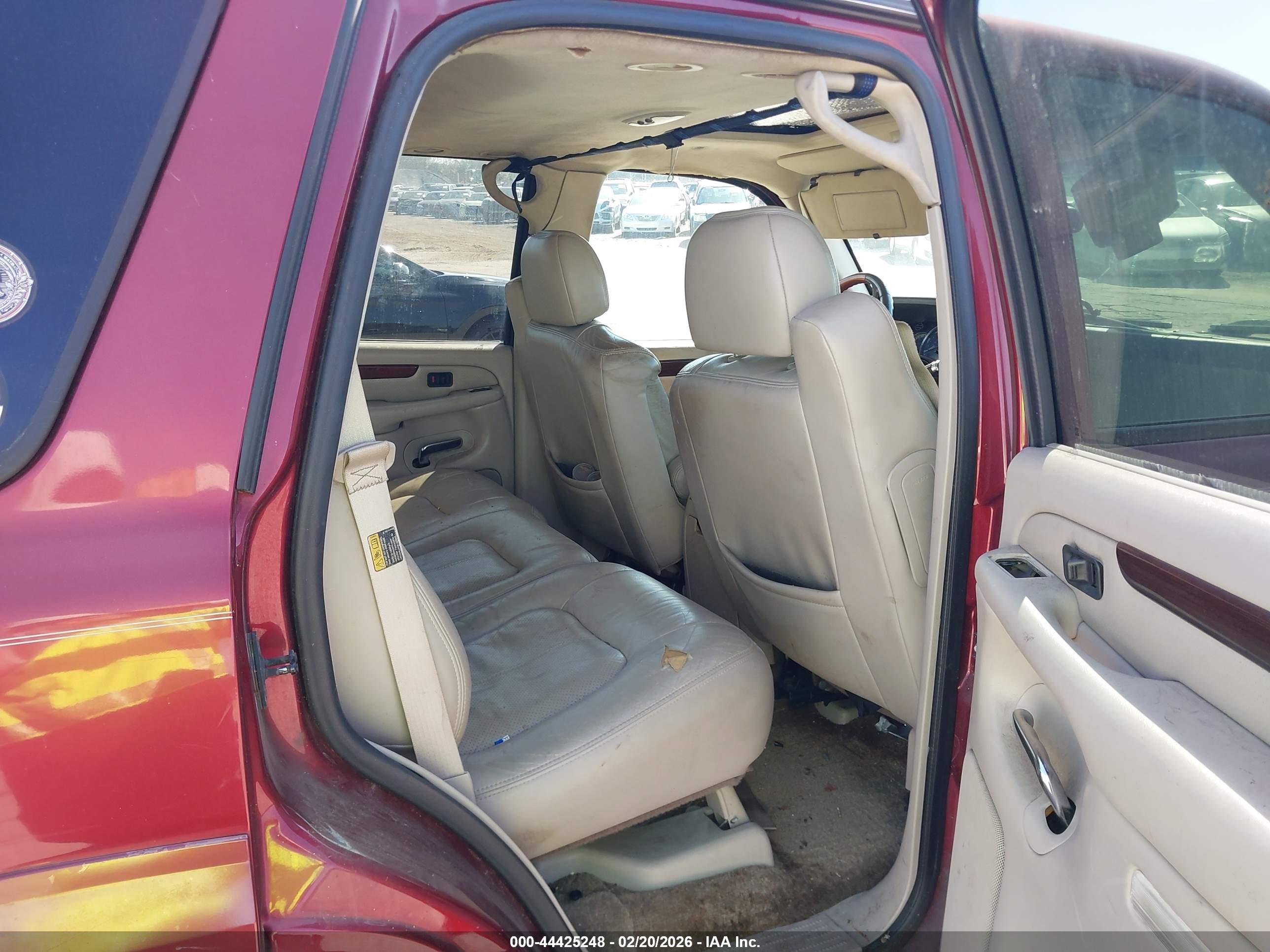 CADILLAC ESCALADE image 8