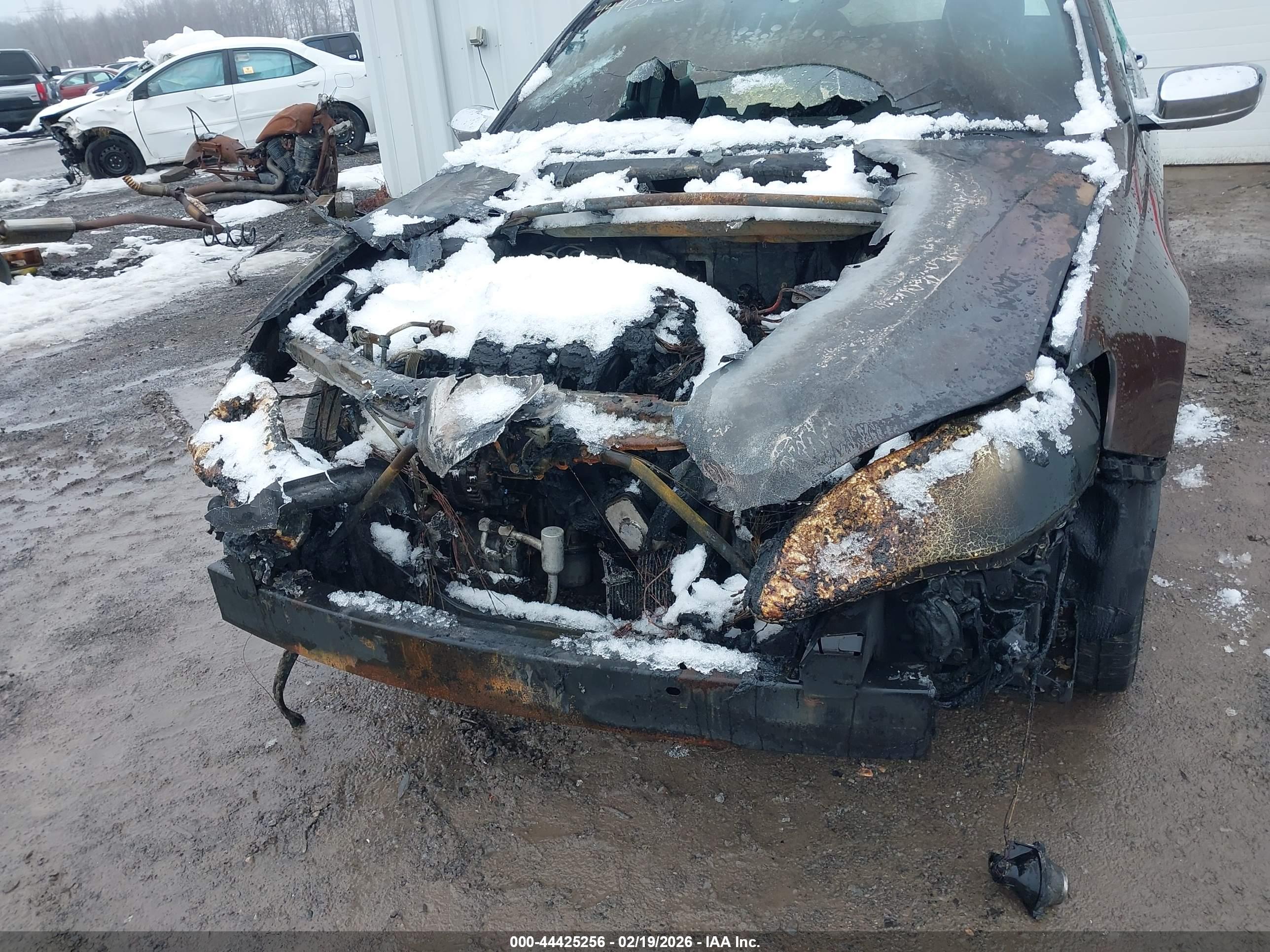 CHRYSLER 200 image 6