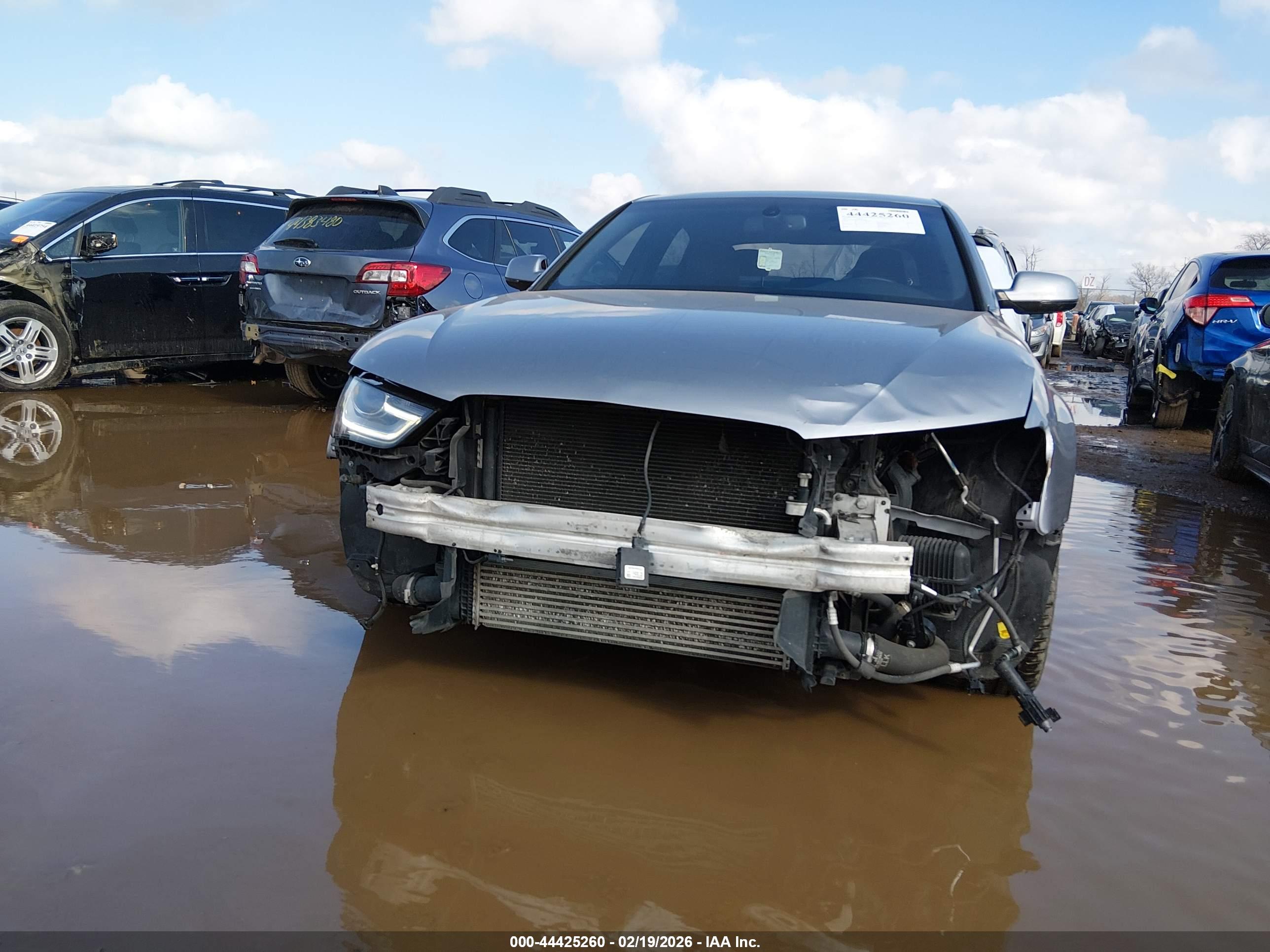 AUDI A4 image 6