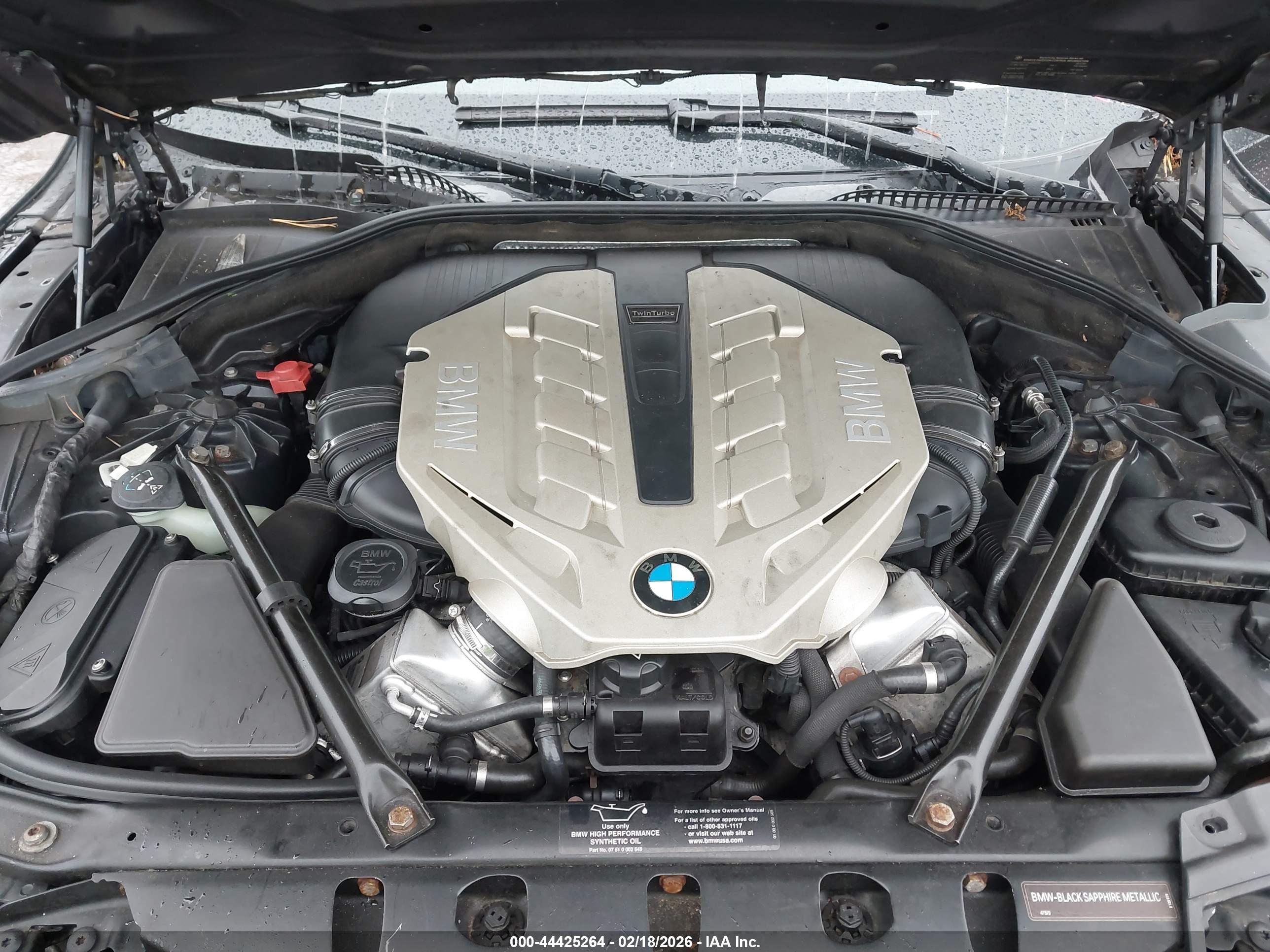 BMW 750I image 10