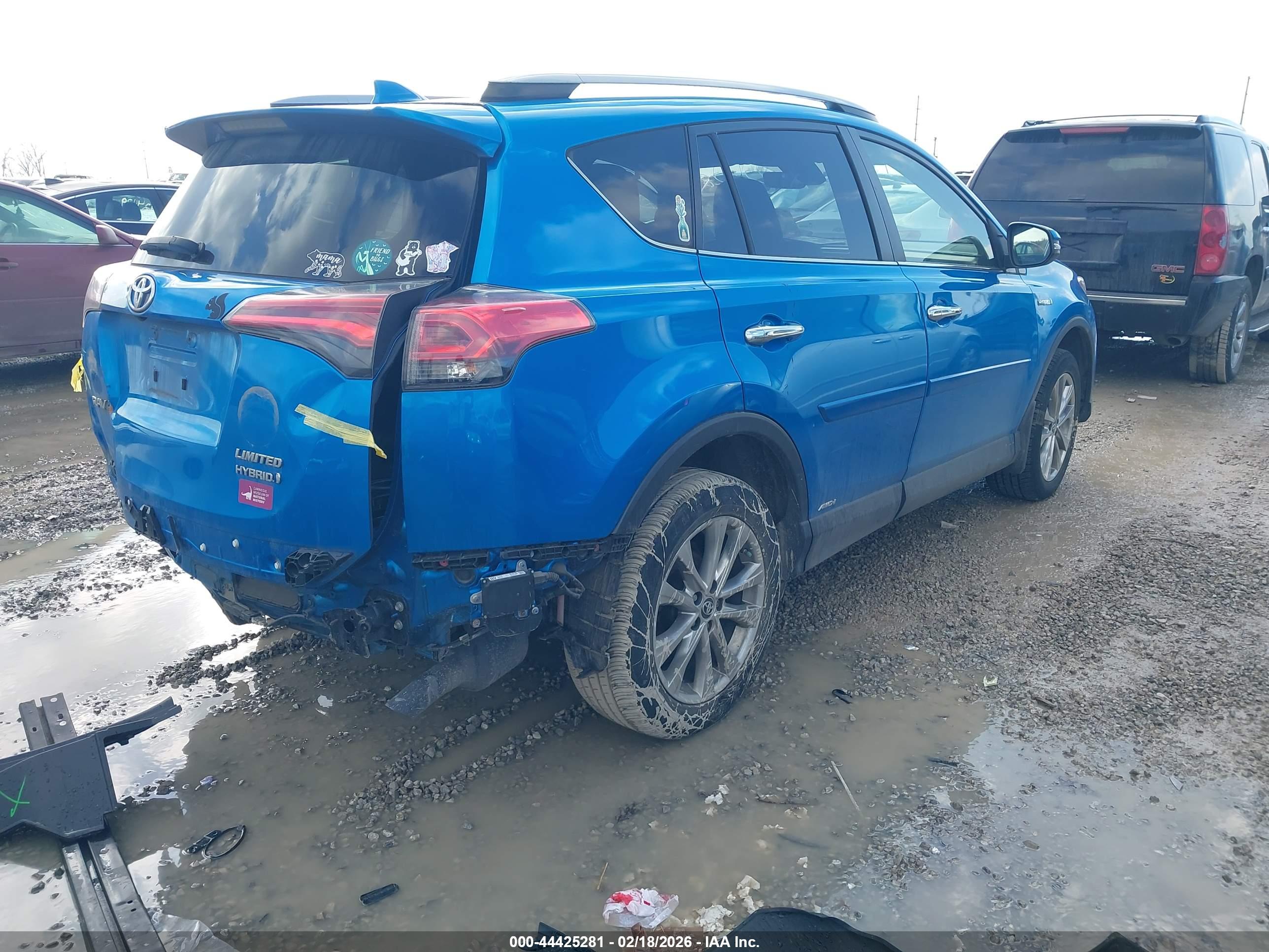 TOYOTA RAV4 image 4
