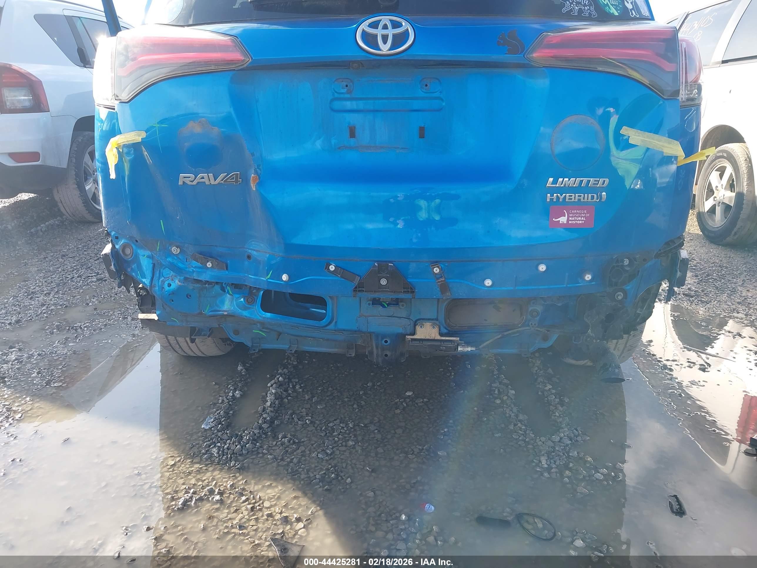 TOYOTA RAV4 image 6