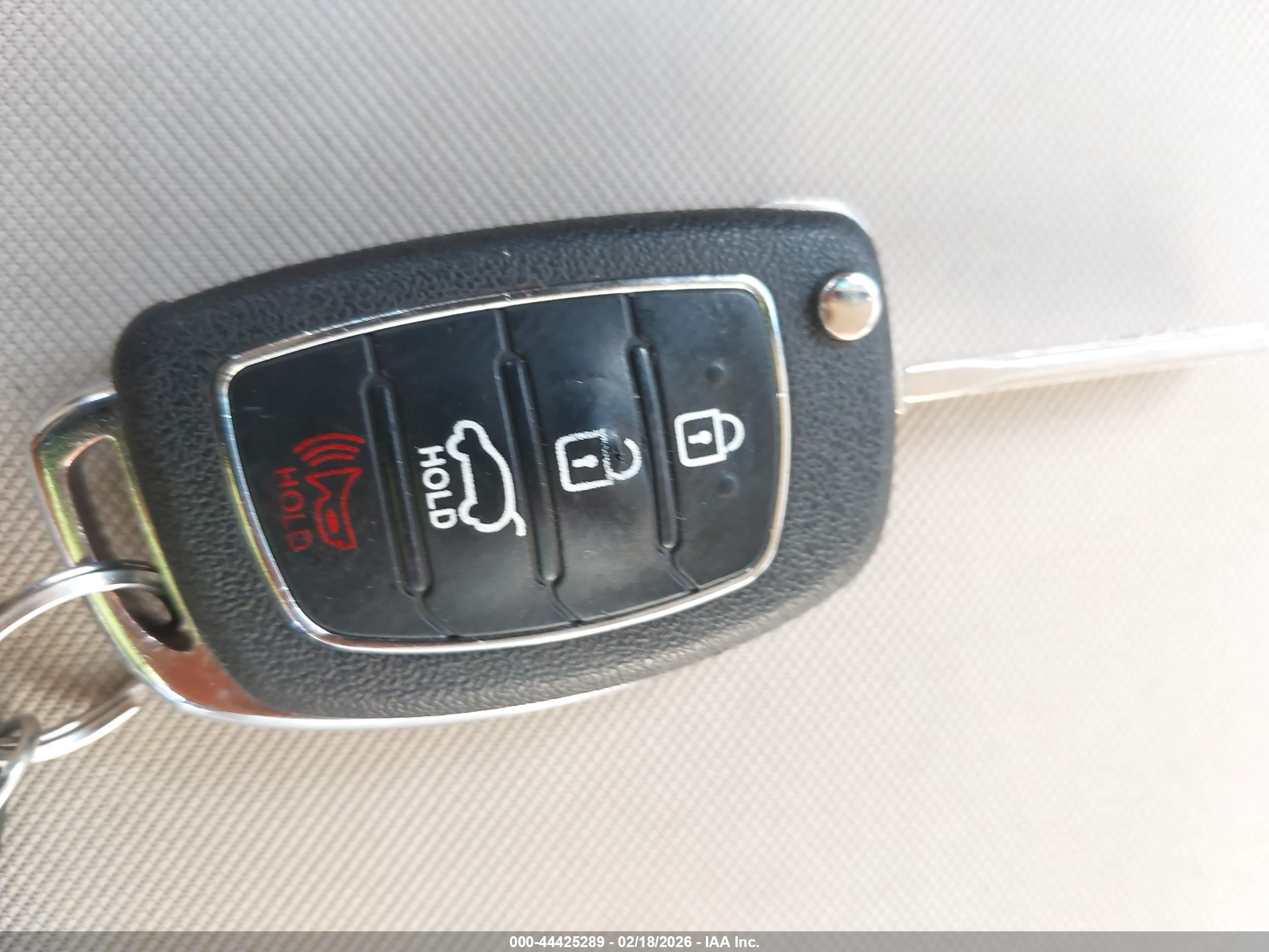 HYUNDAI SONATA image 11