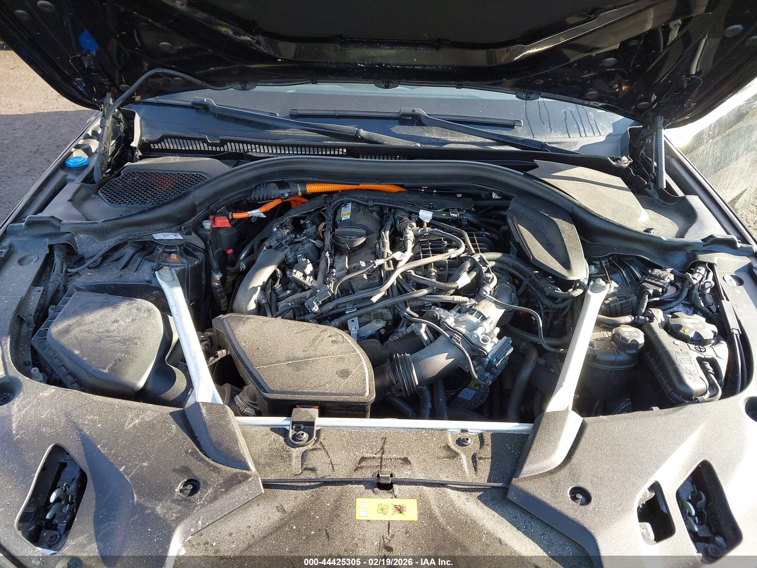BMW 530E image 10