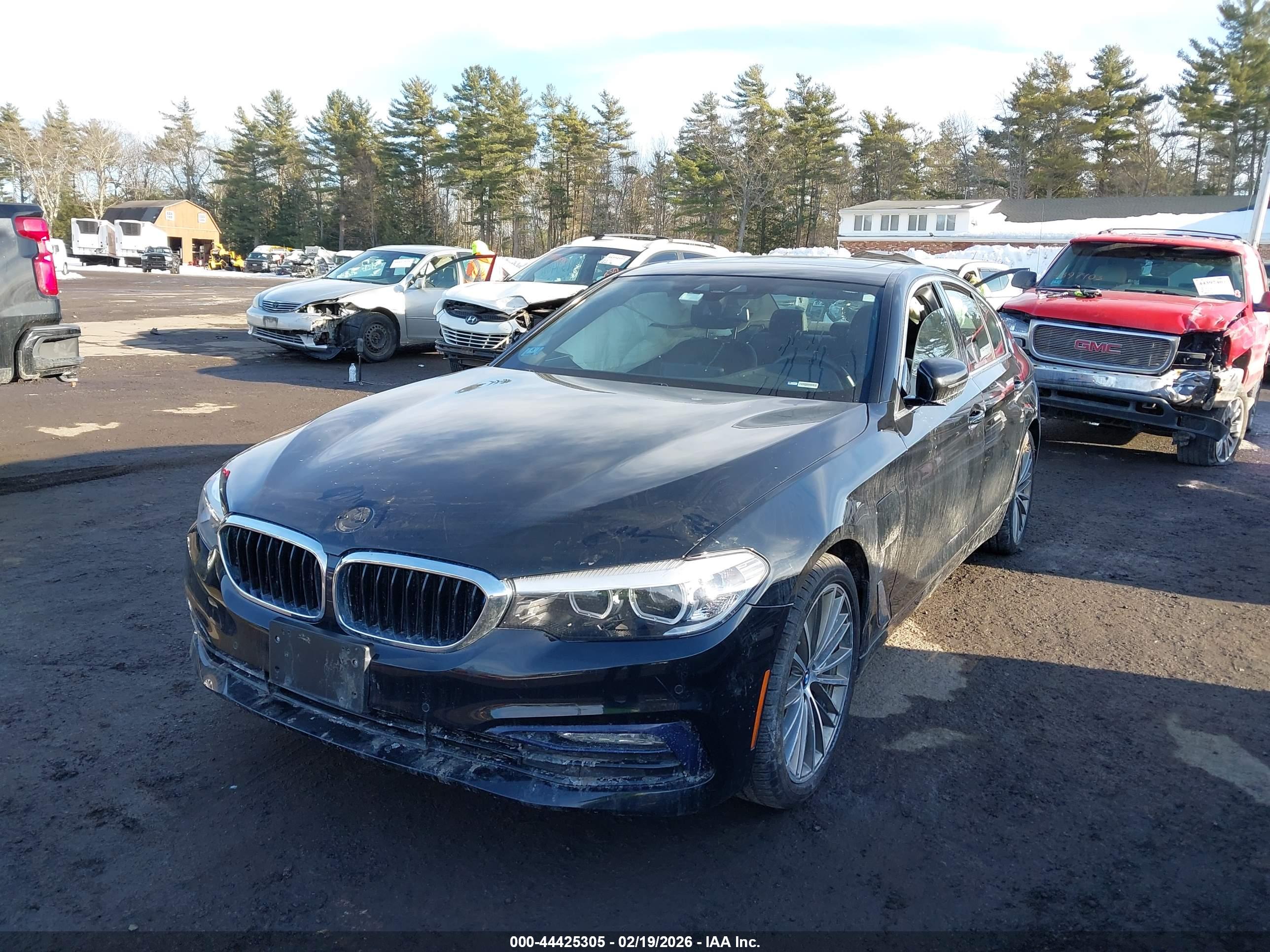 BMW 530E image 2