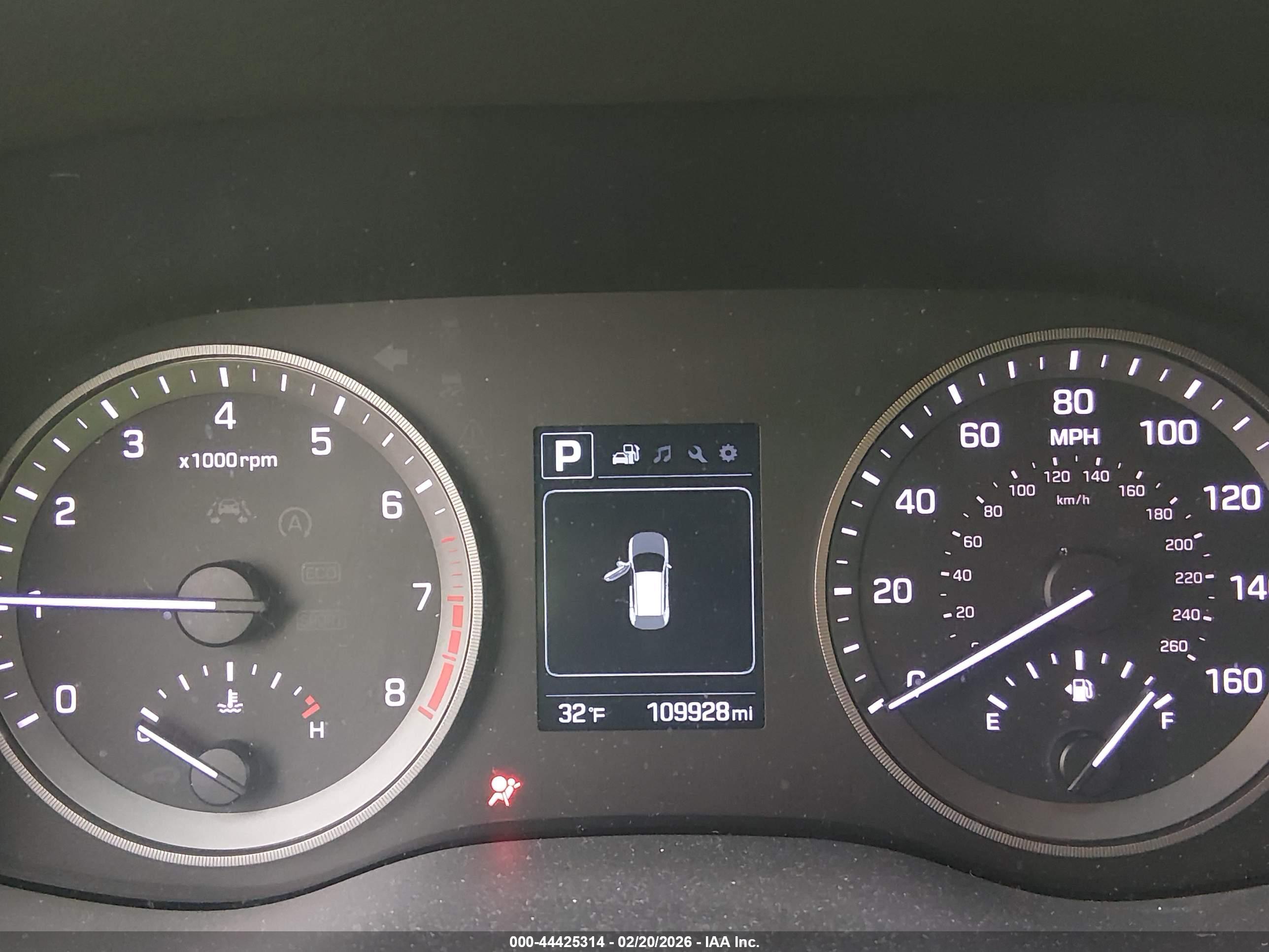 HYUNDAI TUCSON image 7