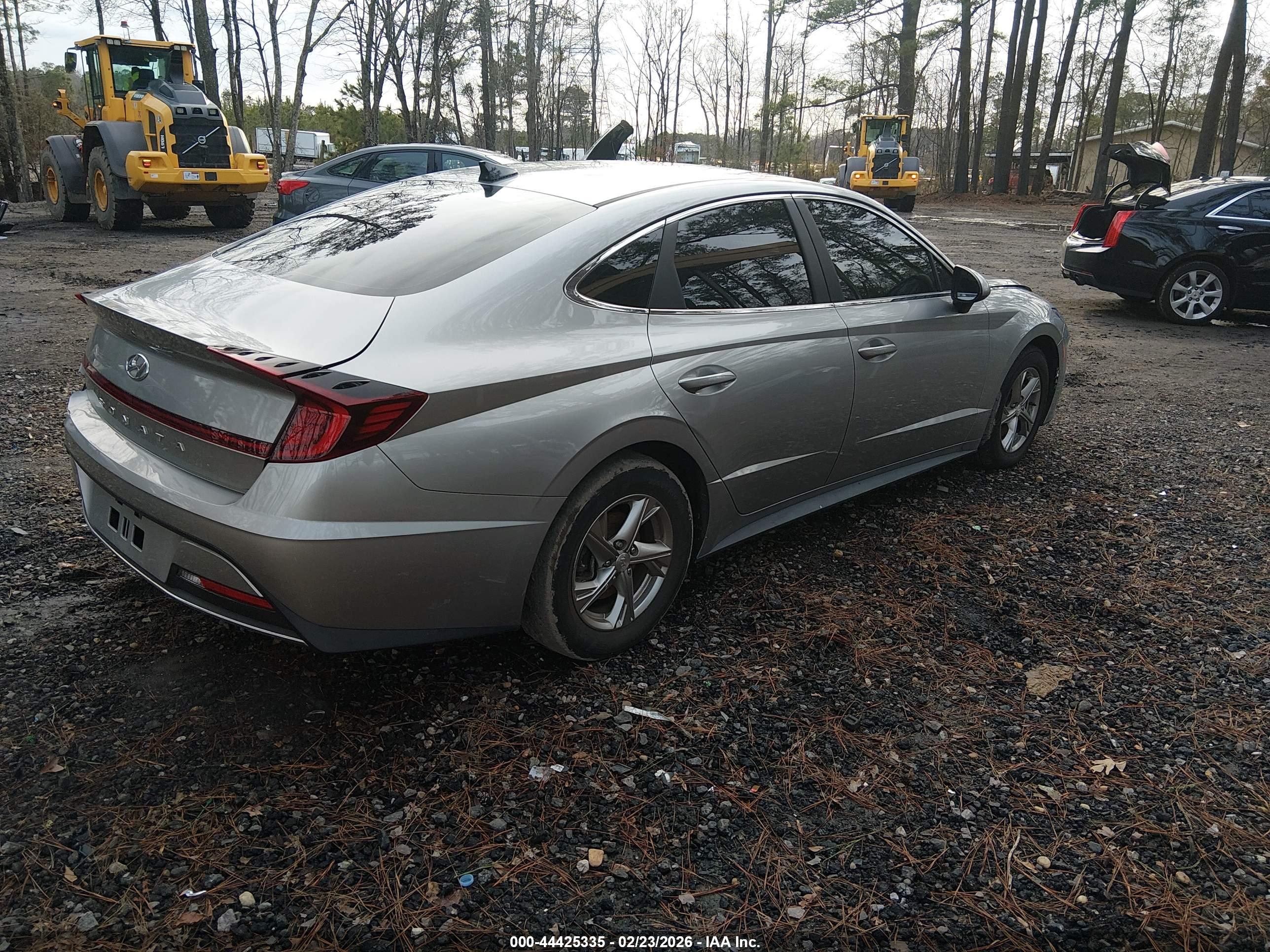 HYUNDAI SONATA image 4