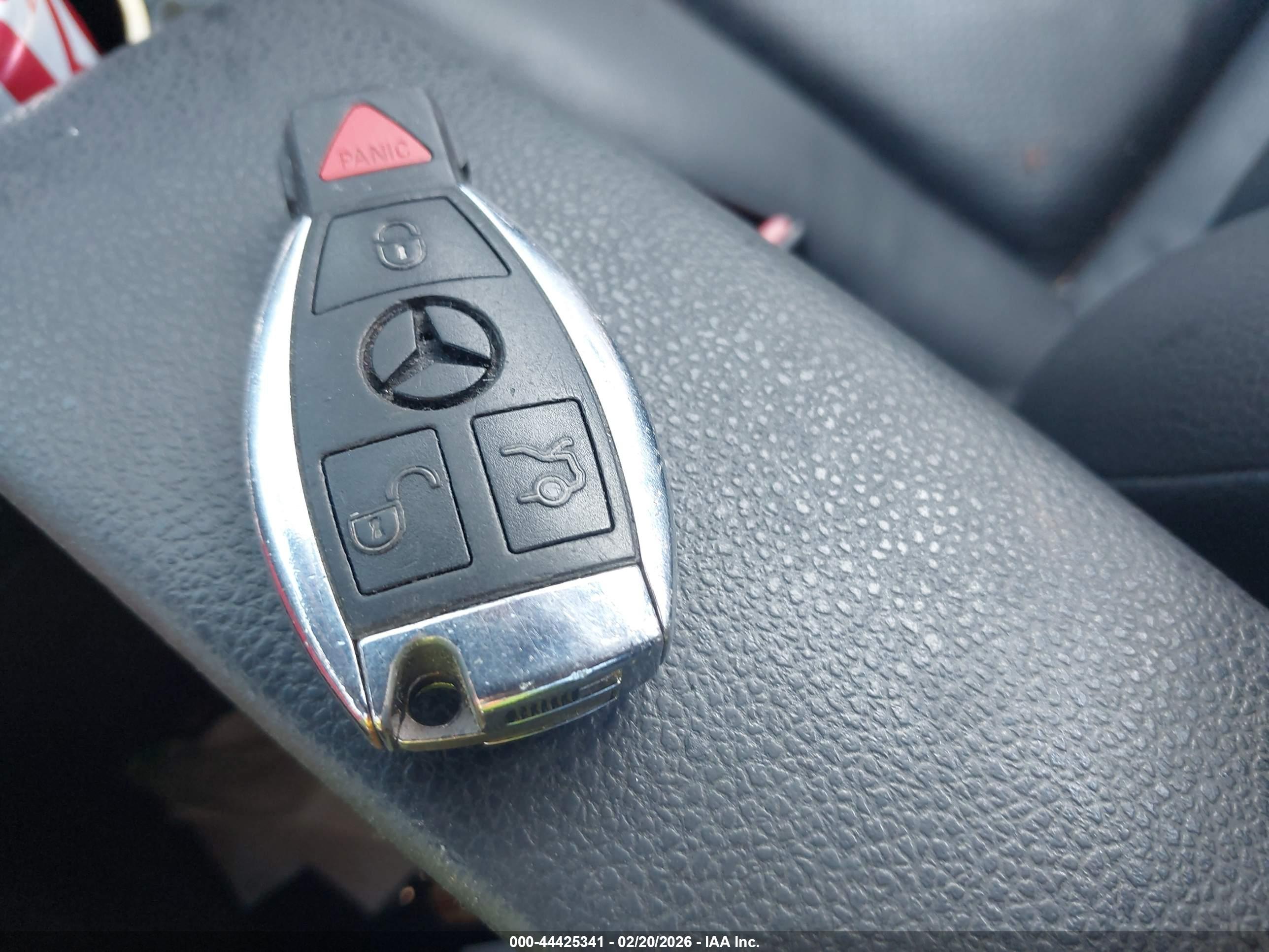 MERCEDES-BENZ C image 11