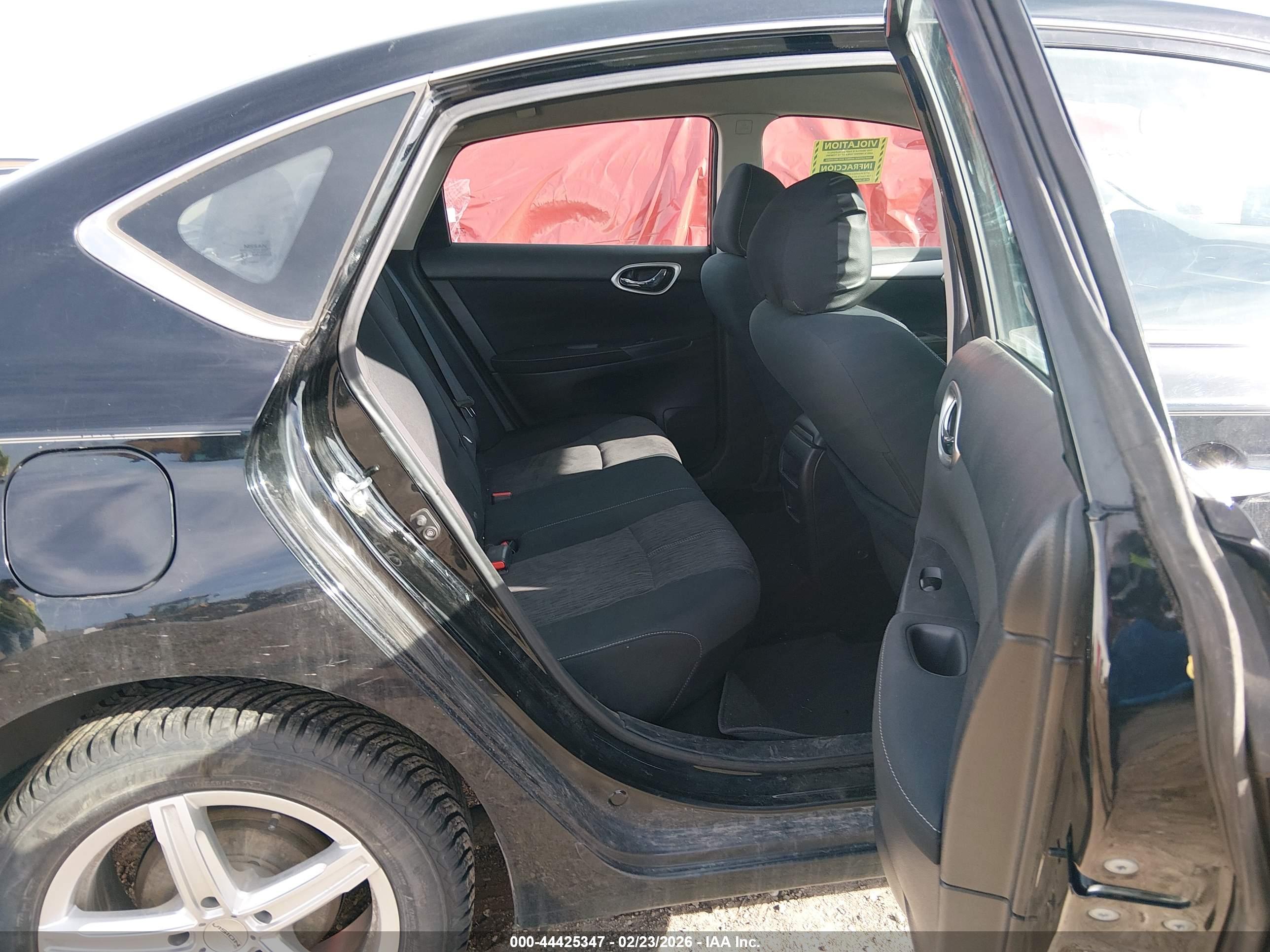 NISSAN SENTRA image 8