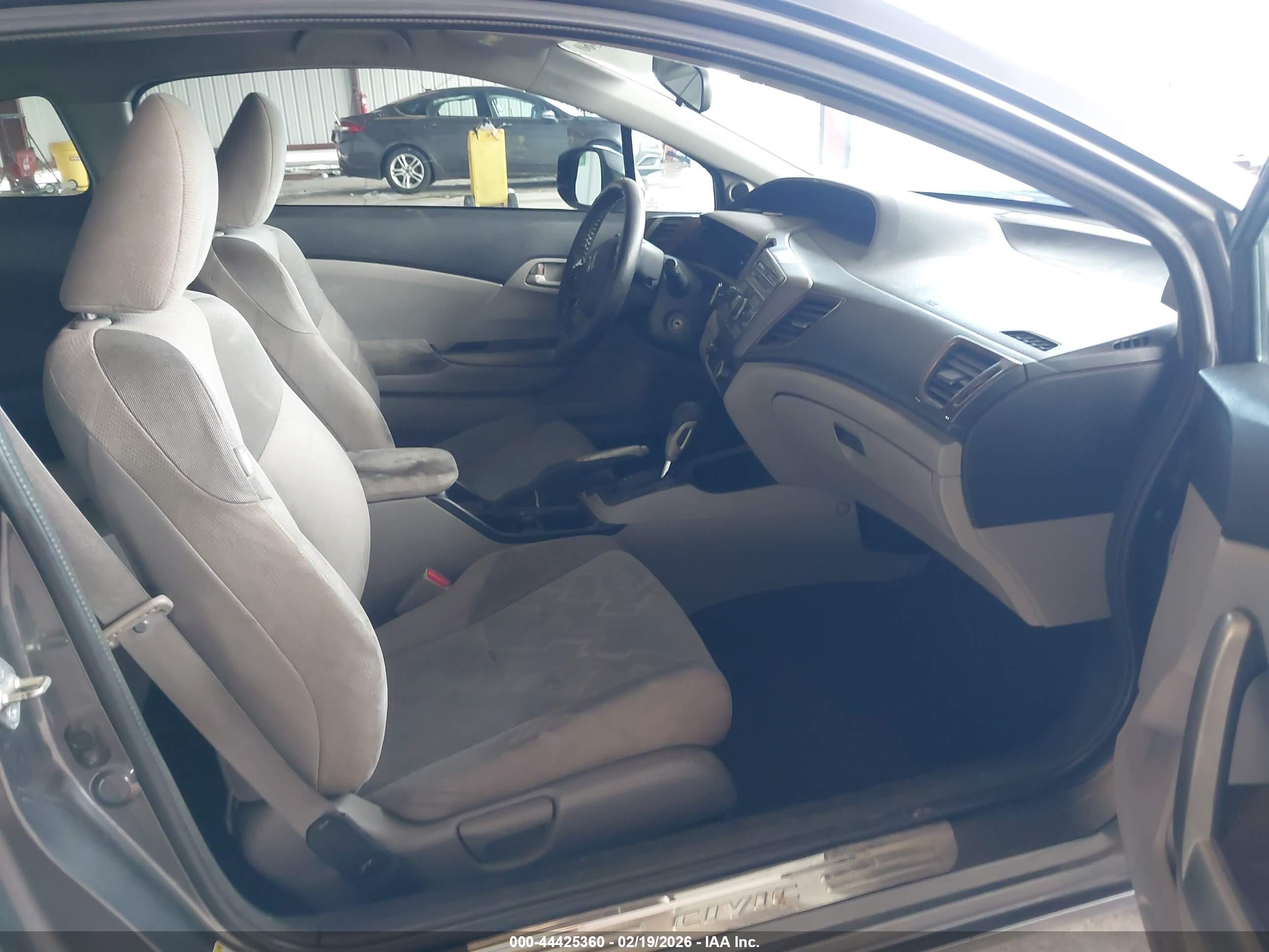 HONDA CIVIC image 5