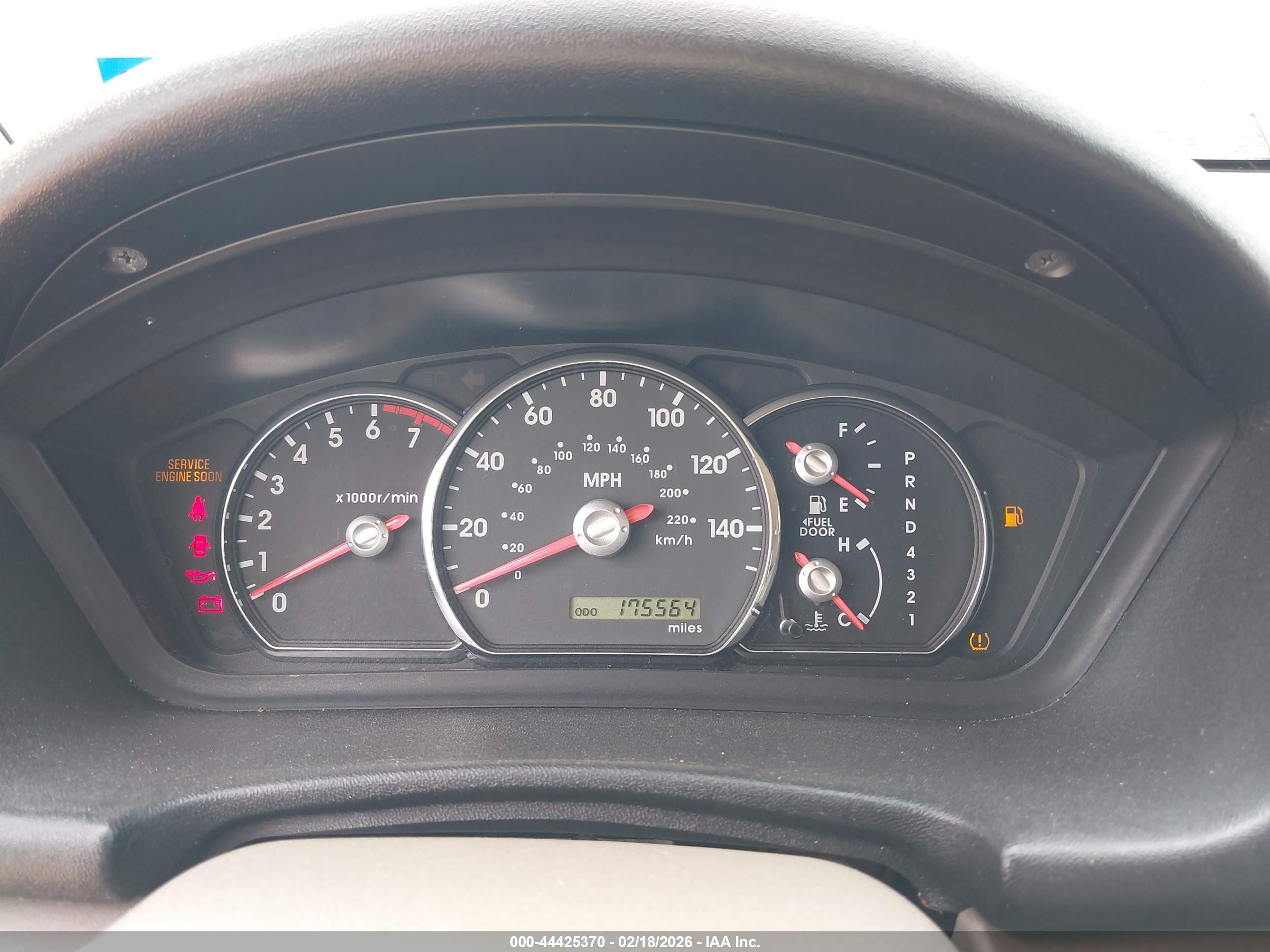 MITSUBISHI ENDEAVOR image 7