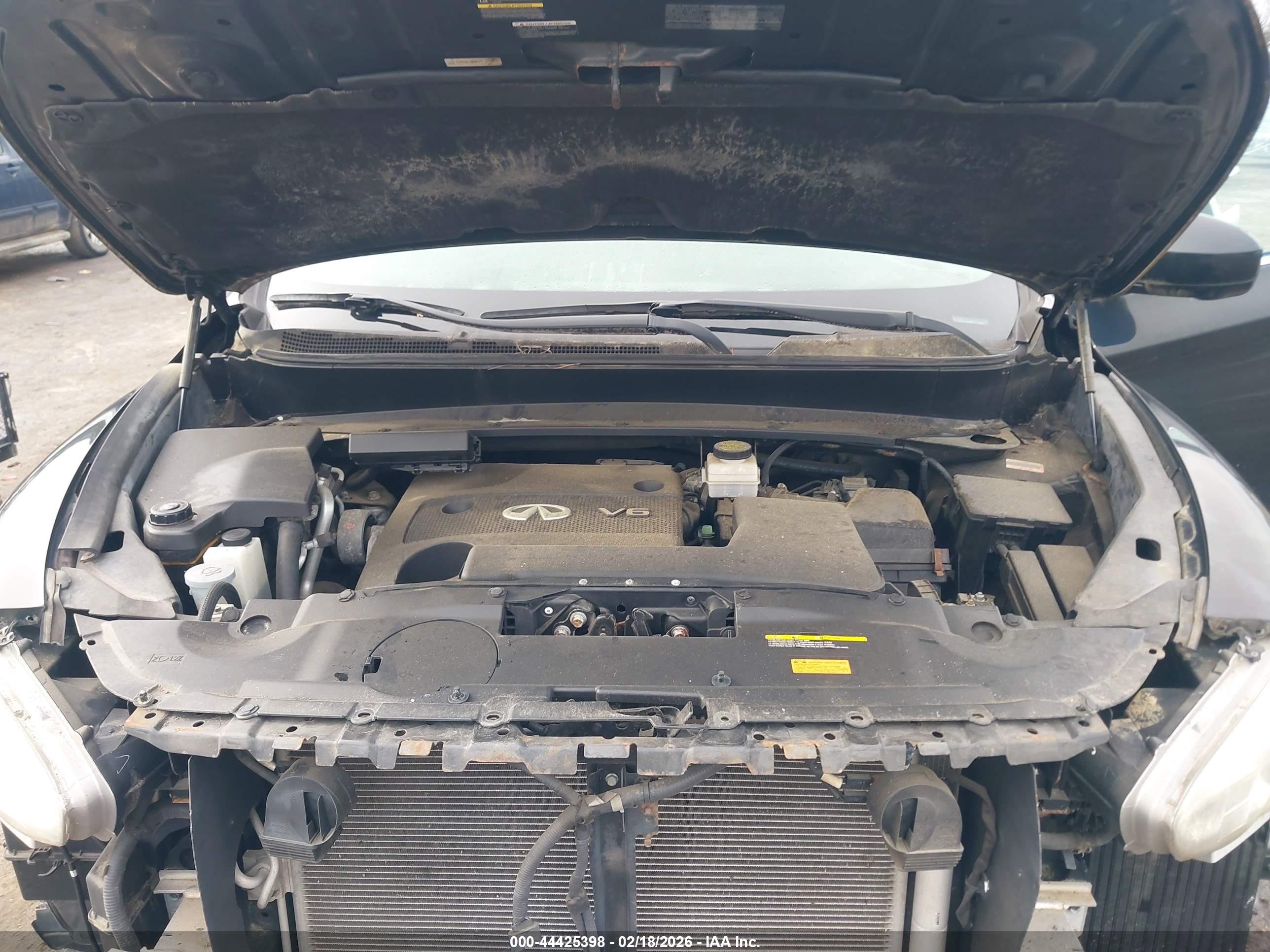 INFINITI JX35 image 10