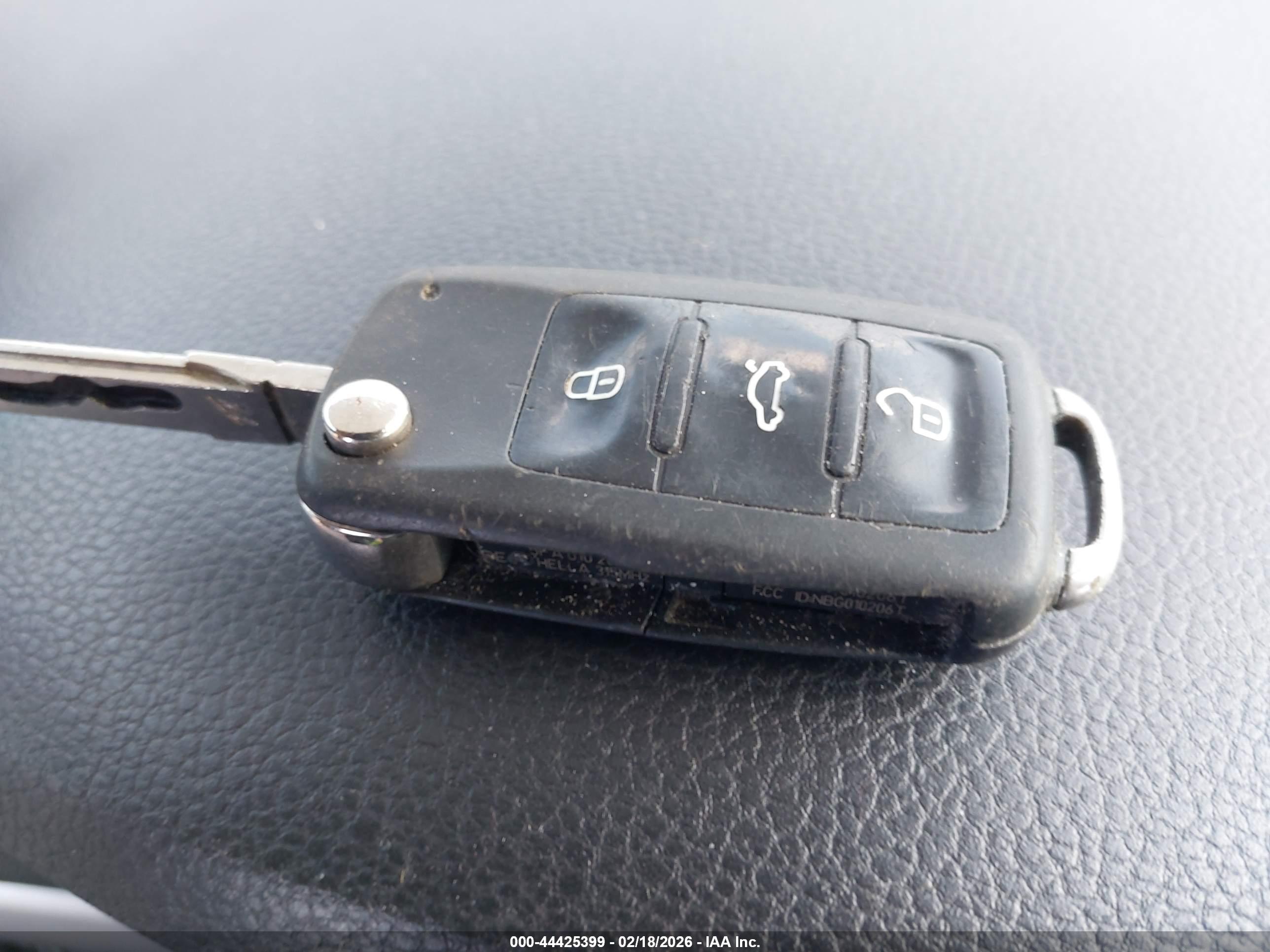 VOLKSWAGEN JETTA image 11