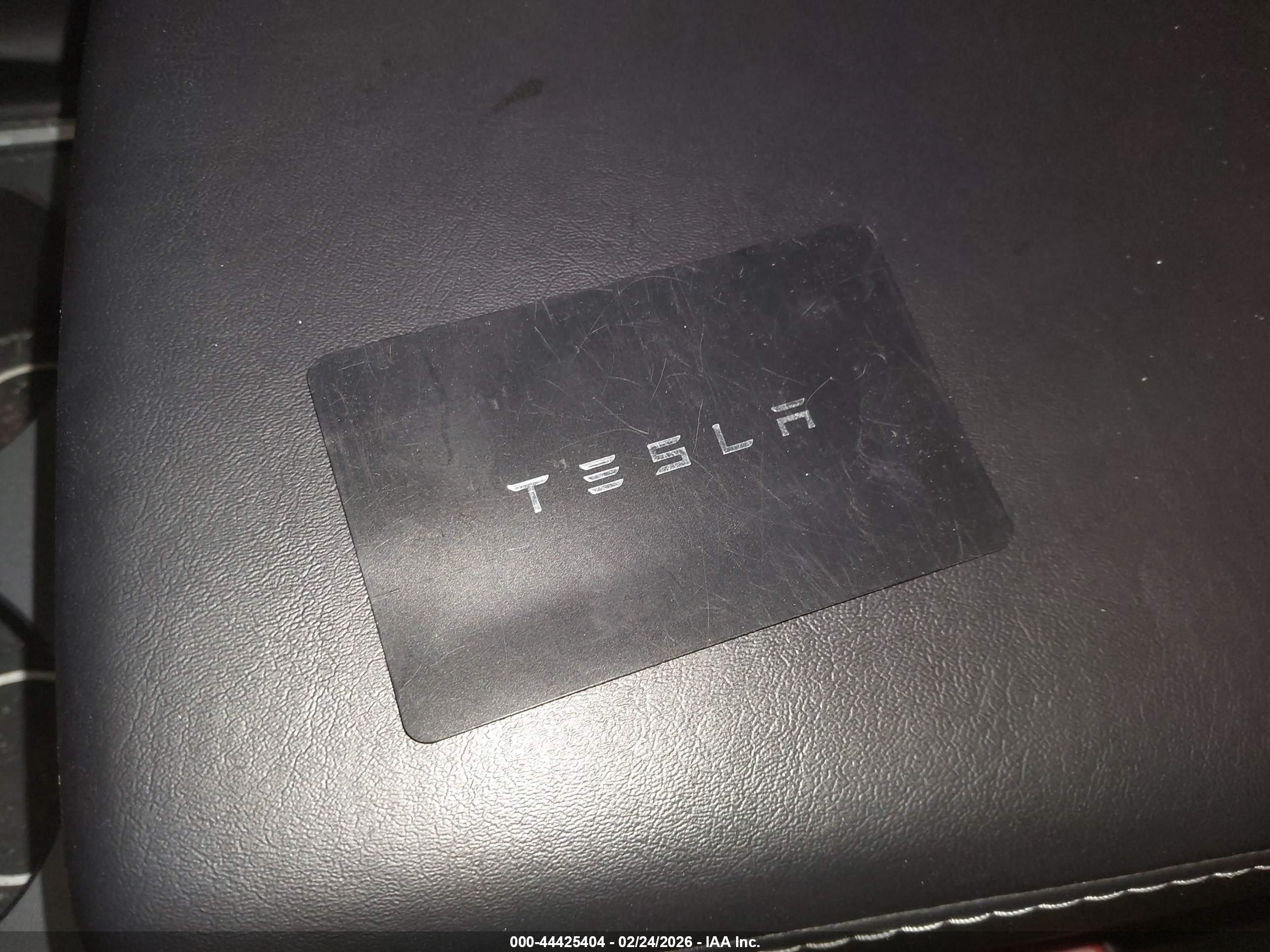 TESLA MODEL image 11