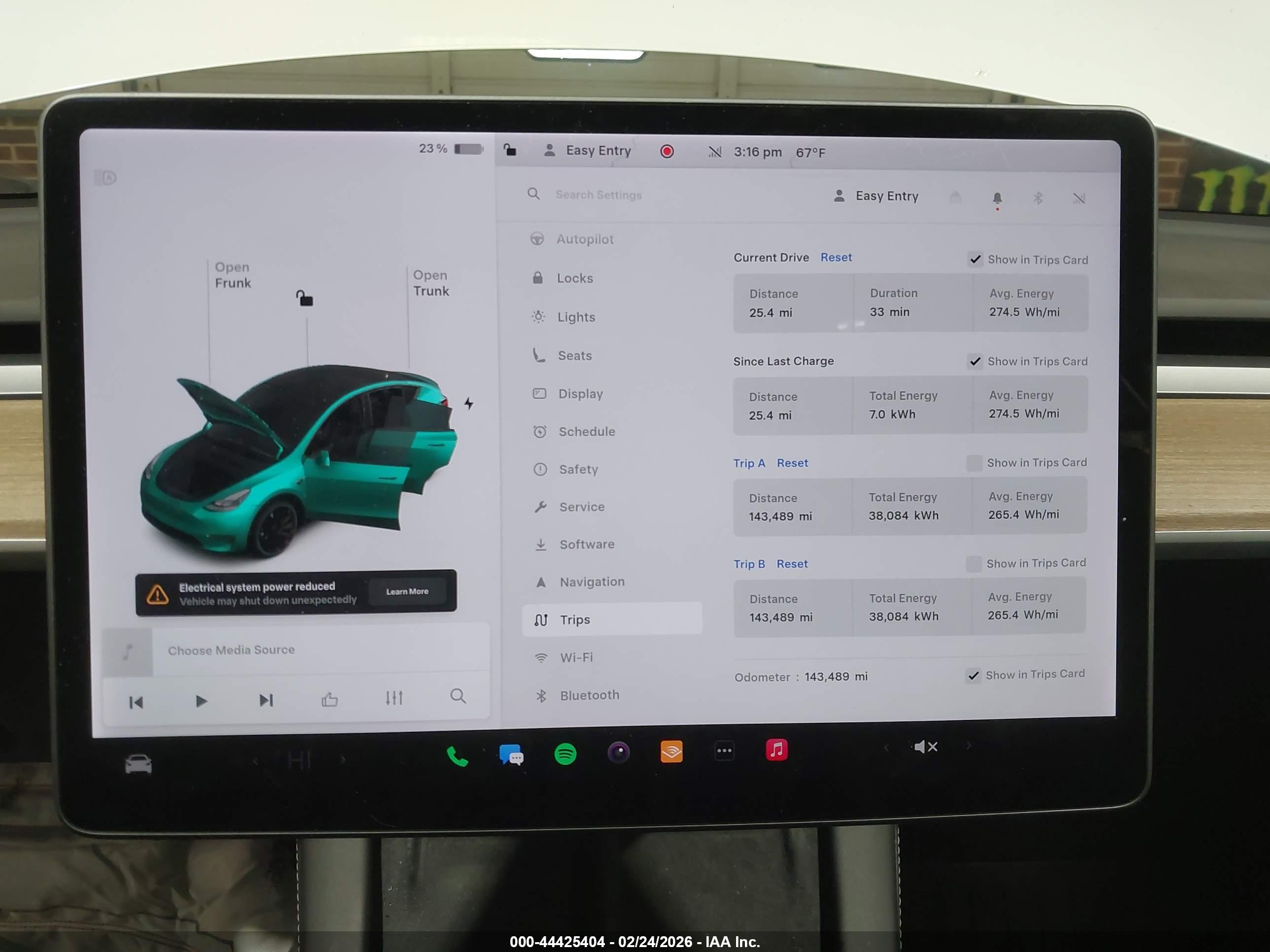 TESLA MODEL image 7