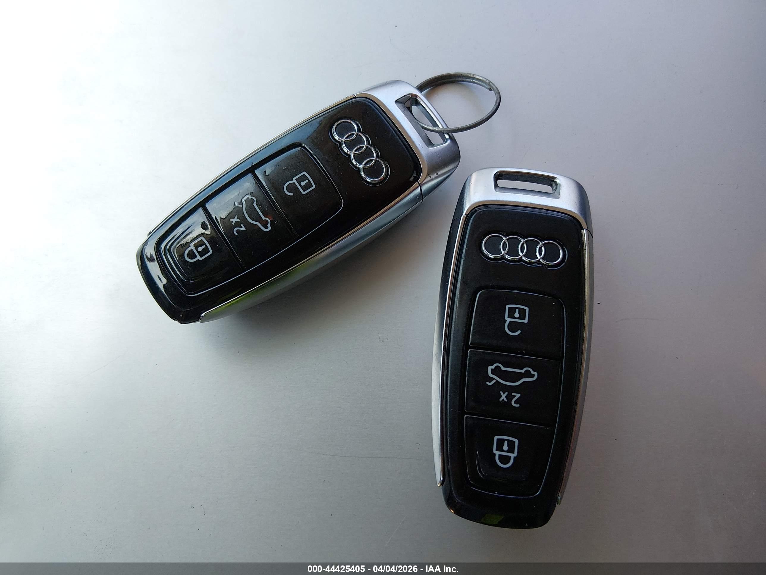 AUDI E-TRON image 11