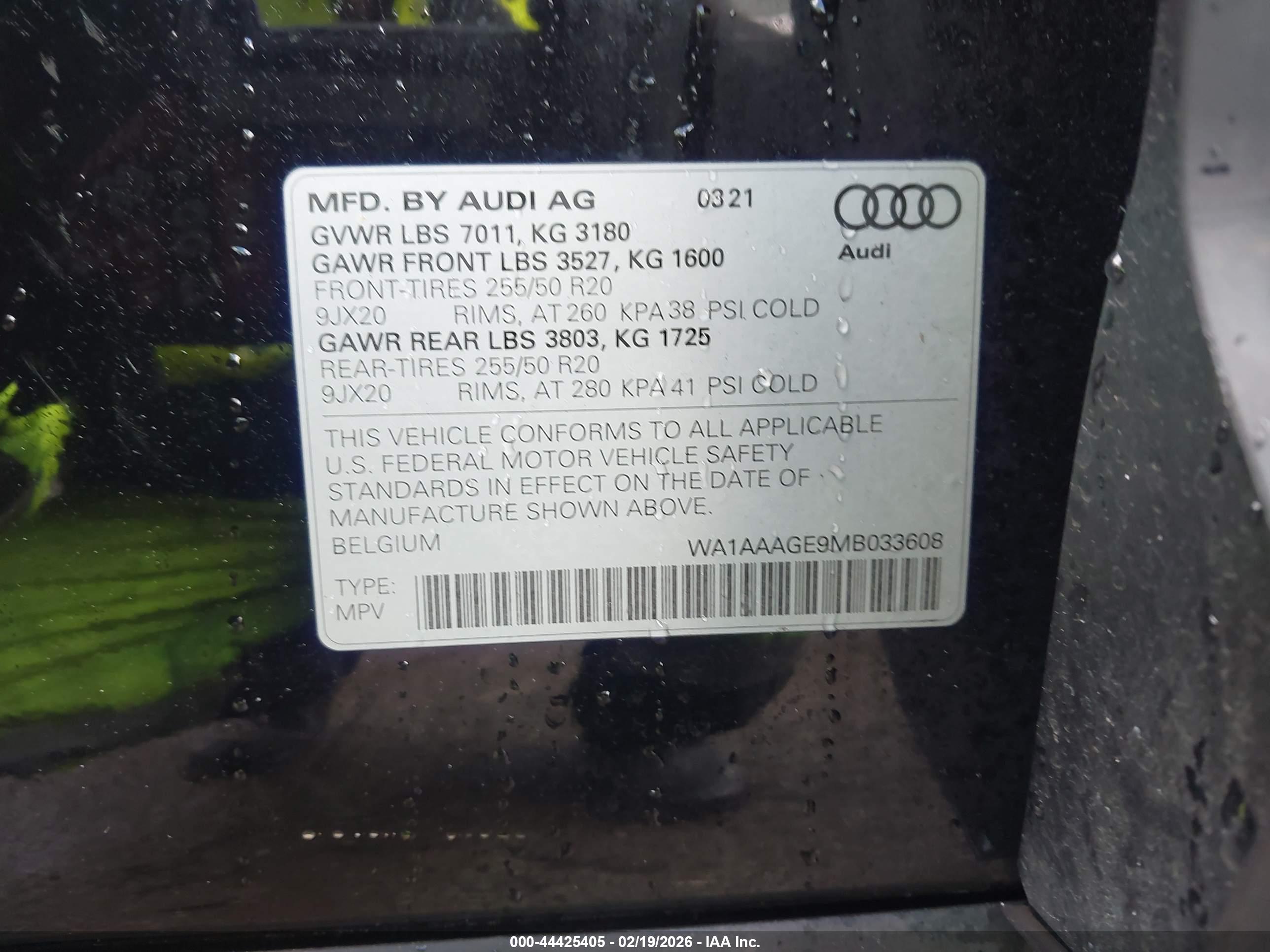 AUDI E-TRON image 9