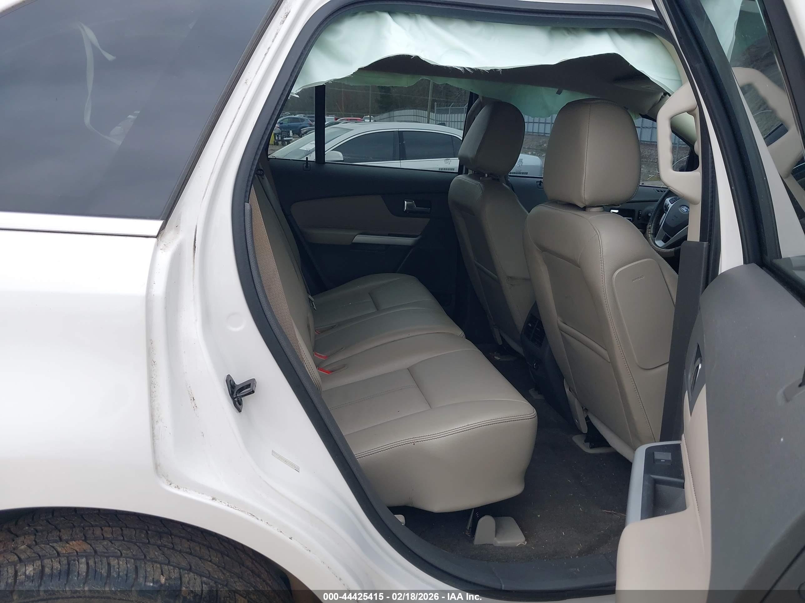 FORD EDGE image 8