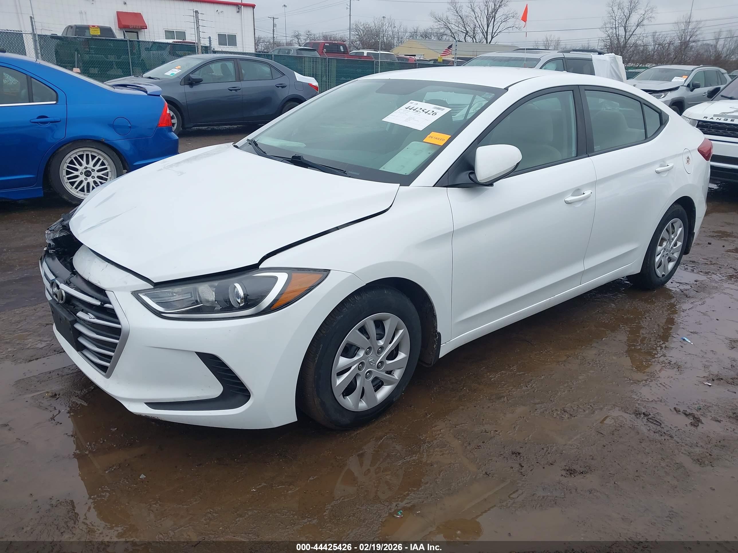 HYUNDAI ELANTRA image 2