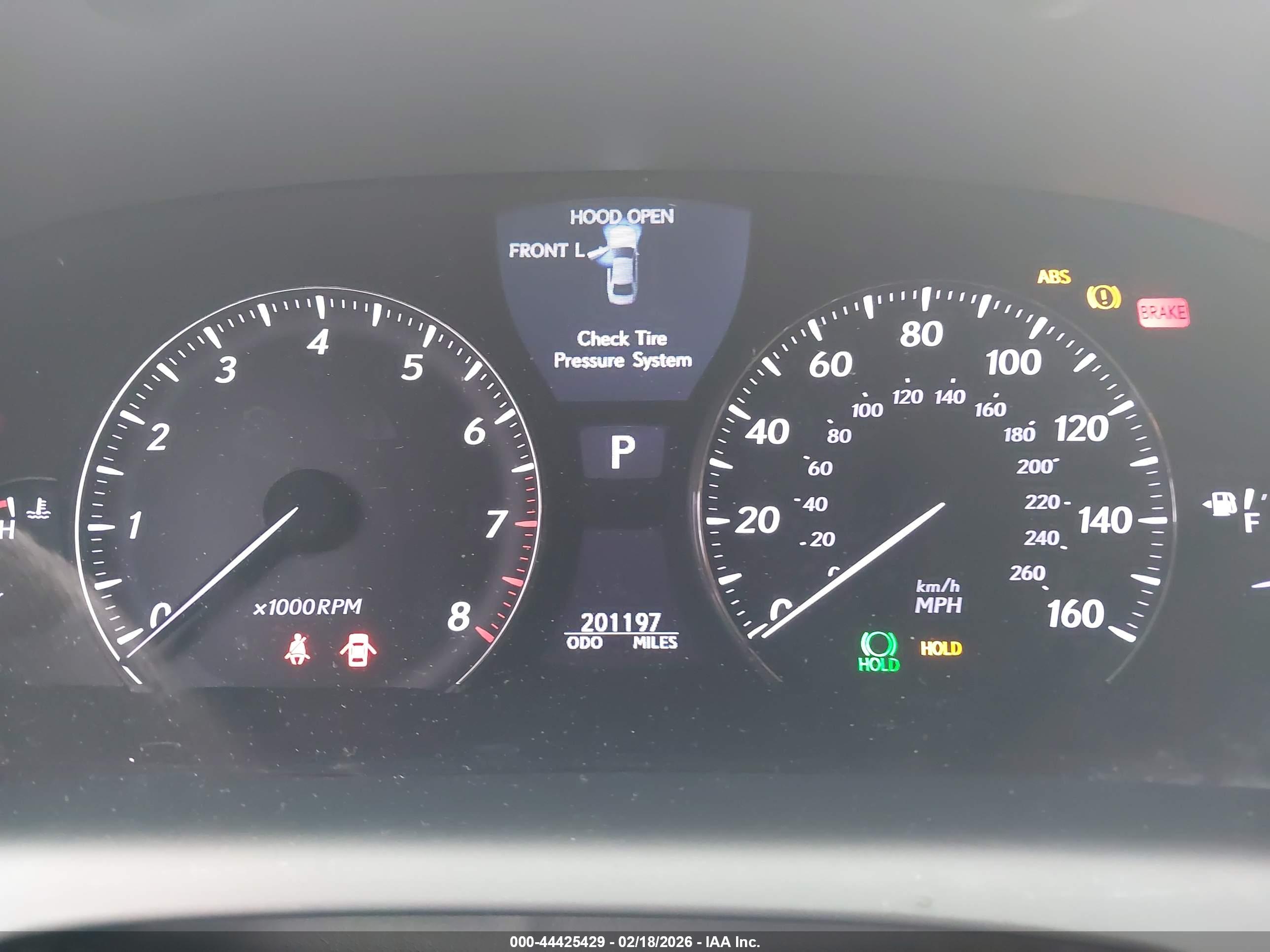 LEXUS LS image 7