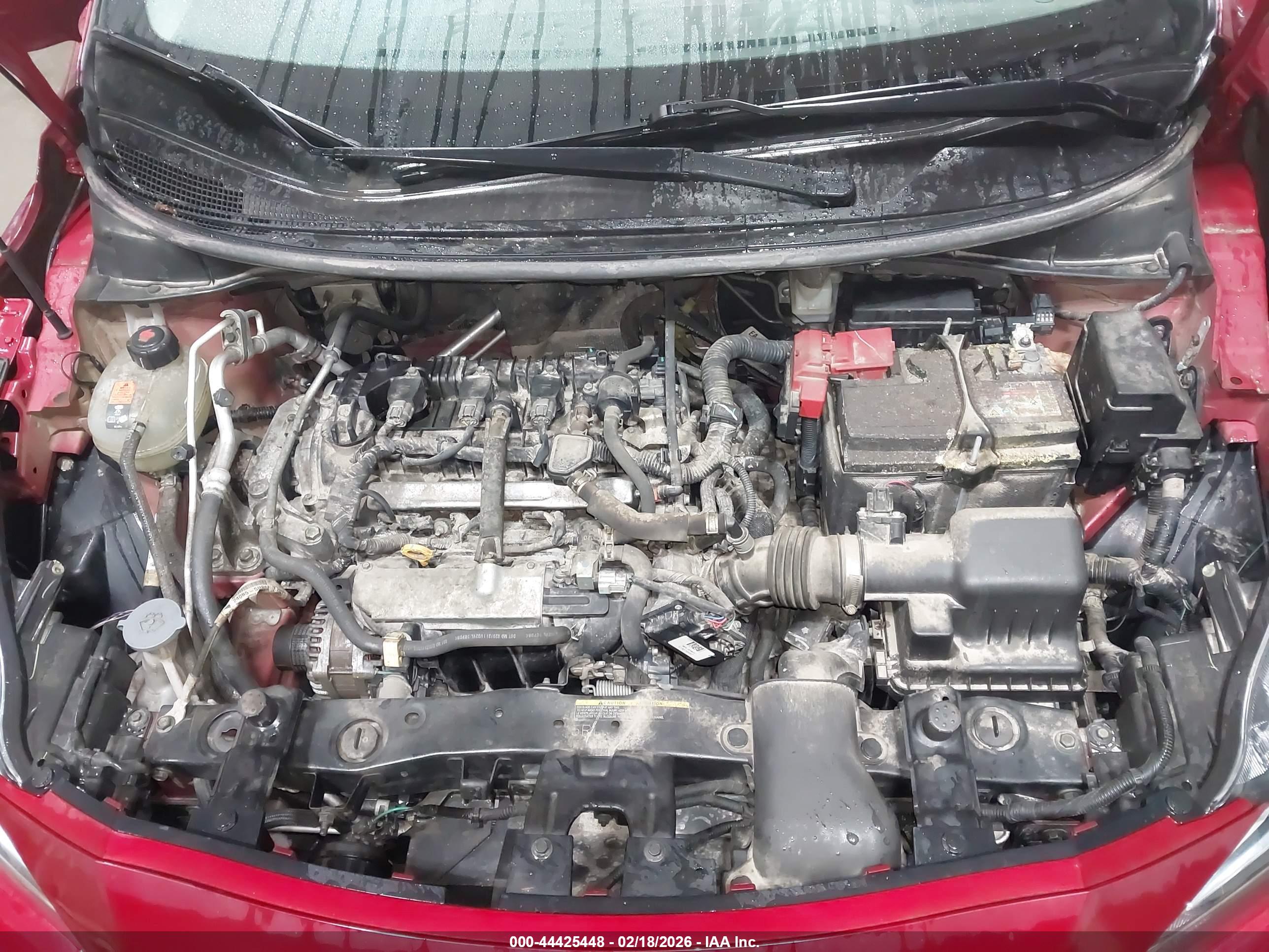 NISSAN VERSA image 10