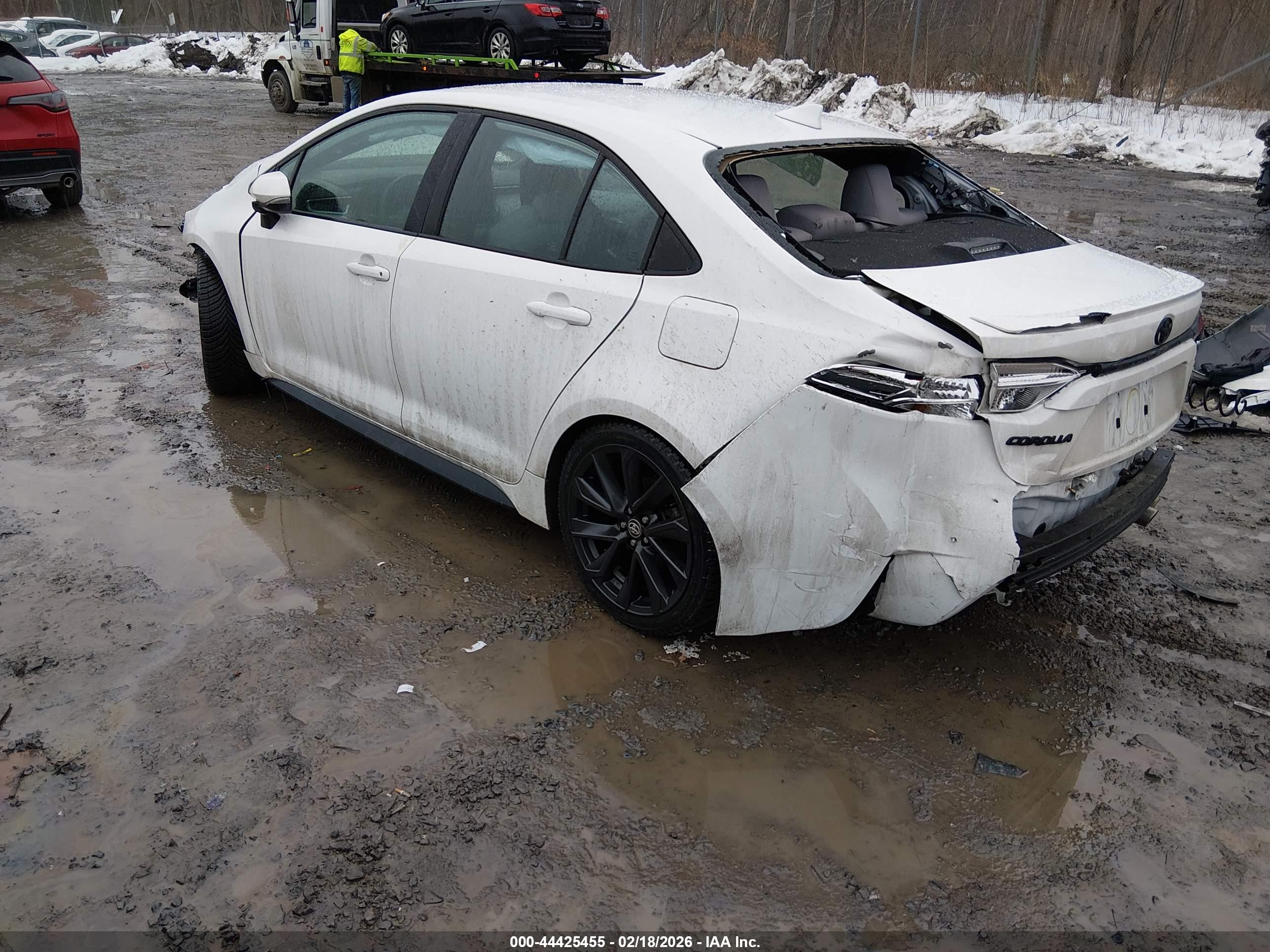 TOYOTA COROLLA image 3
