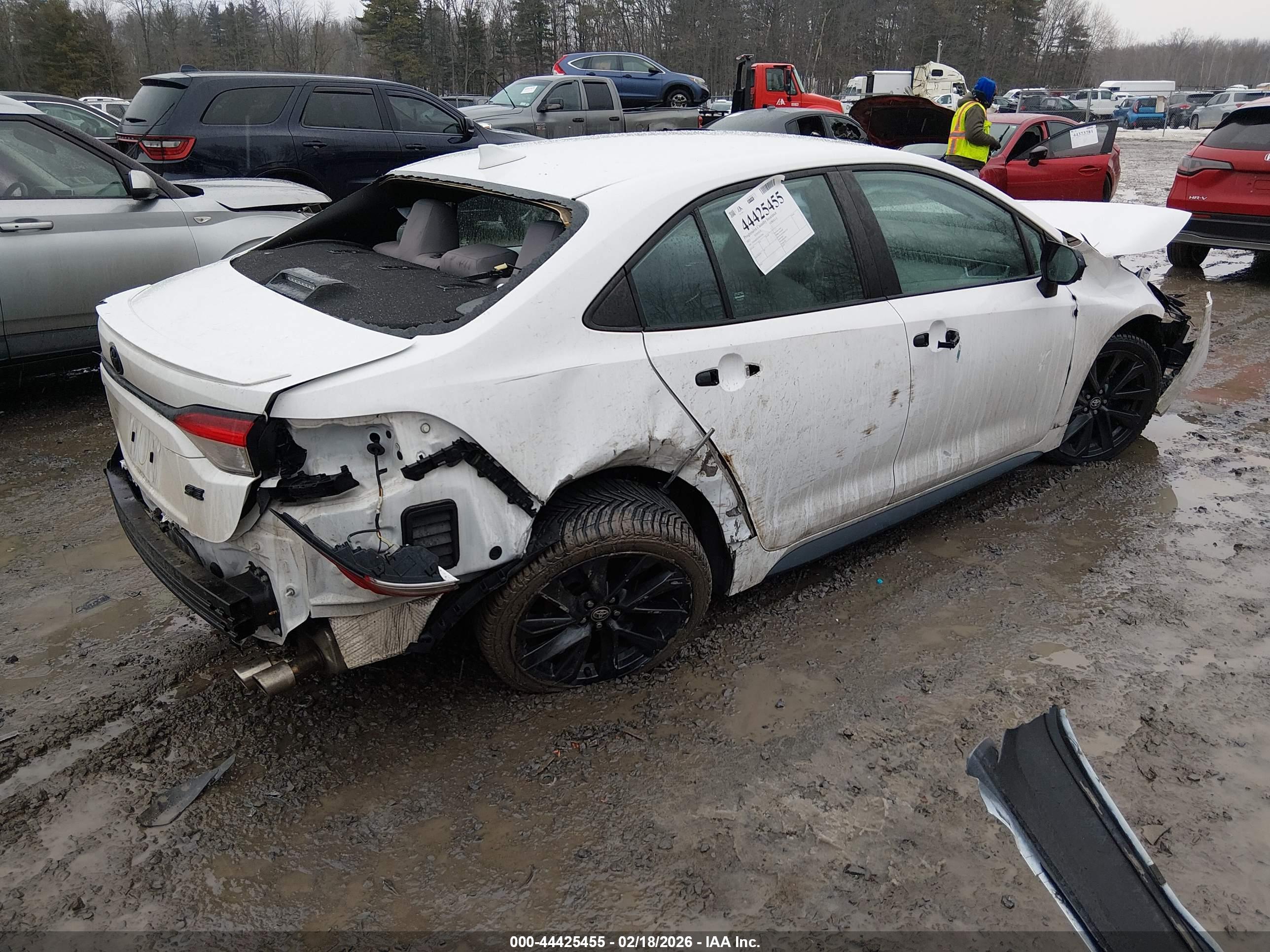 TOYOTA COROLLA image 4