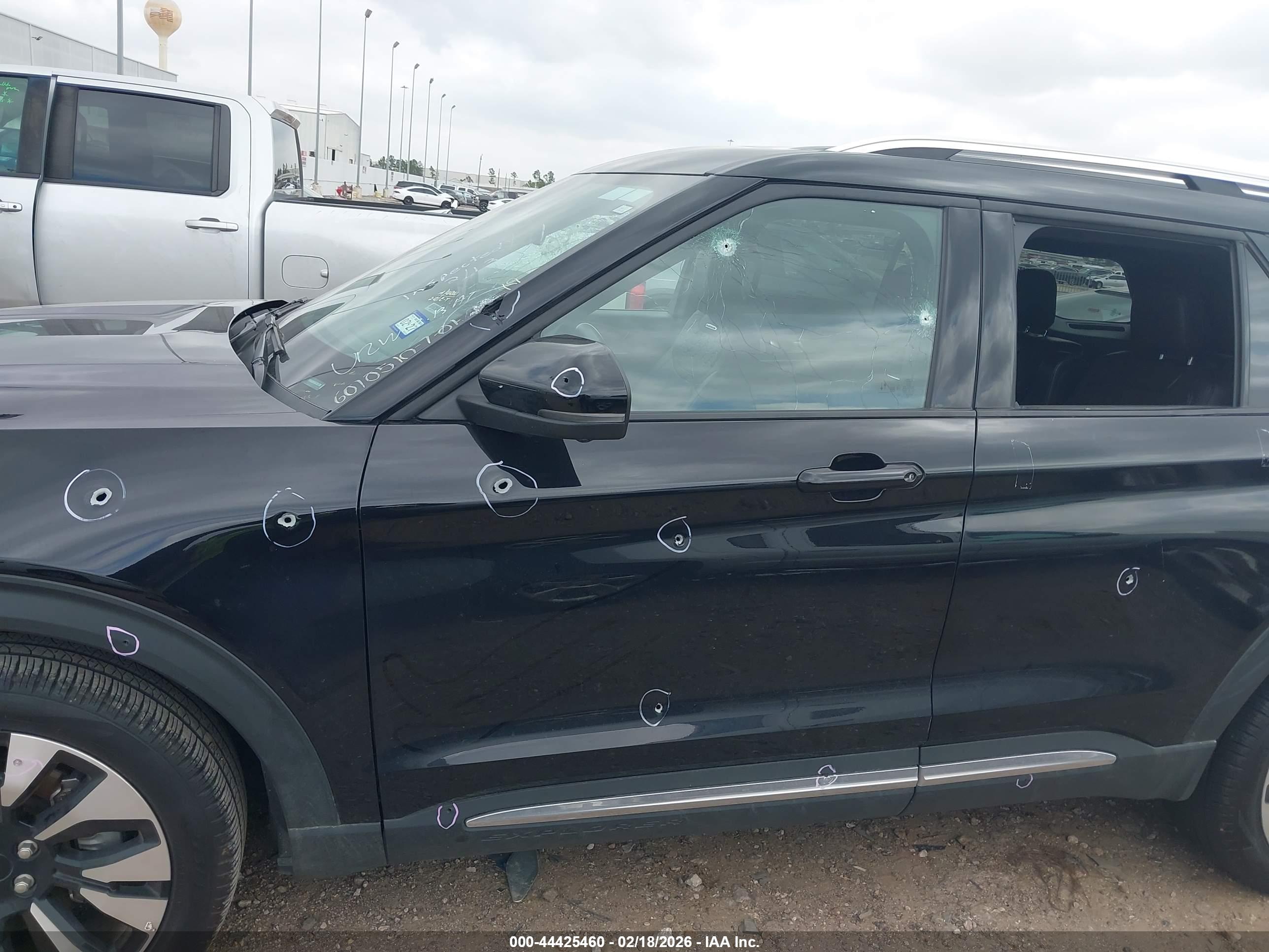 FORD EXPLORER image 6