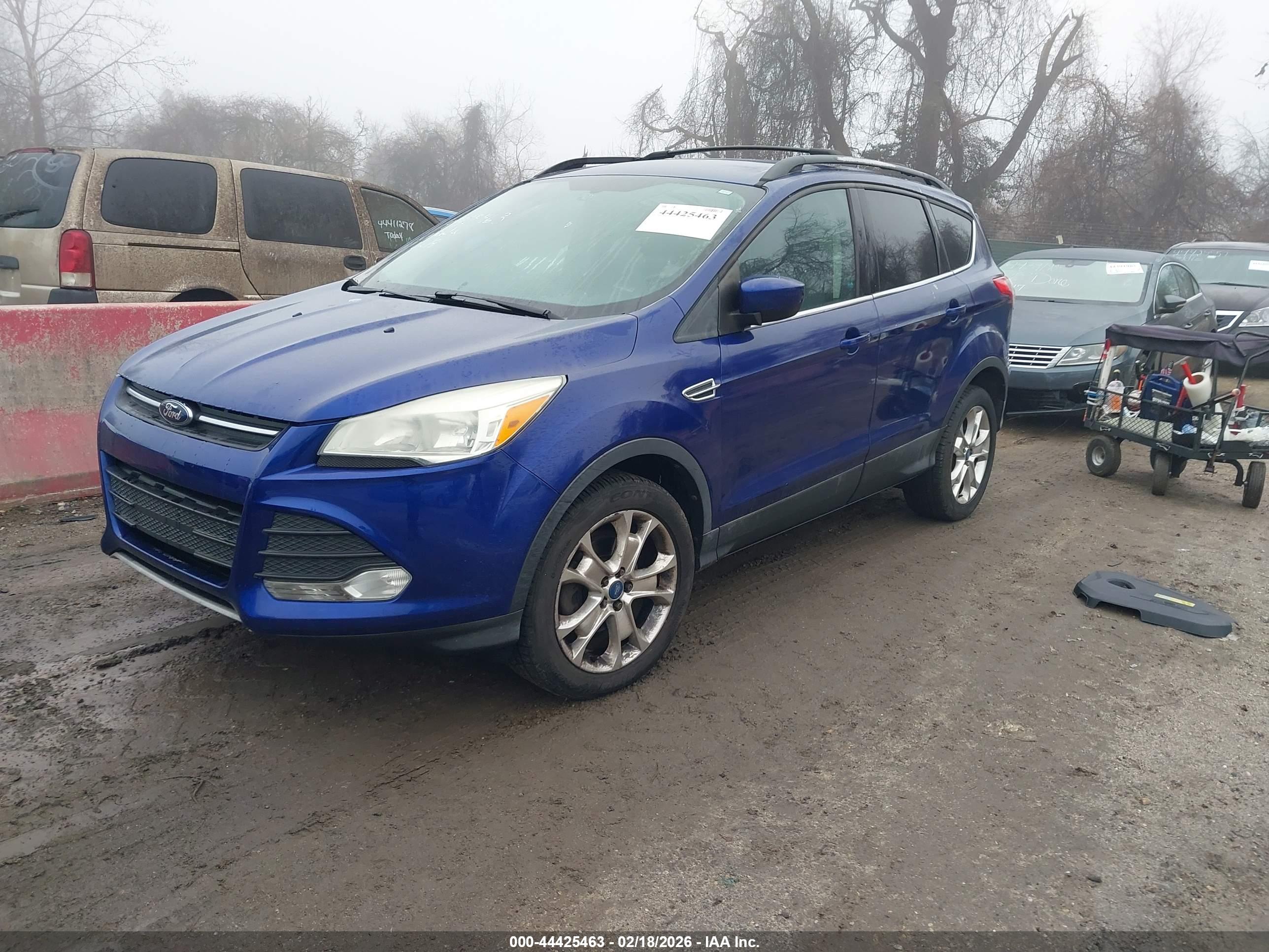 FORD ESCAPE image 2