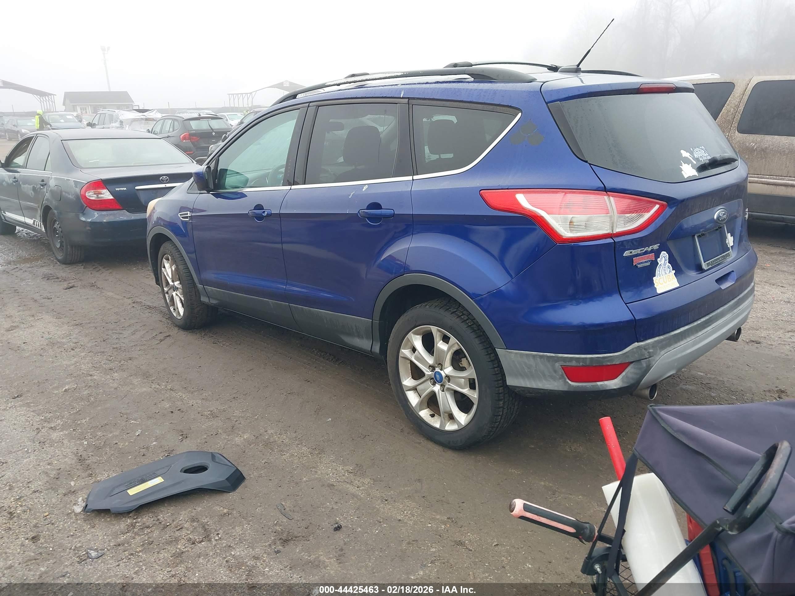 FORD ESCAPE image 3