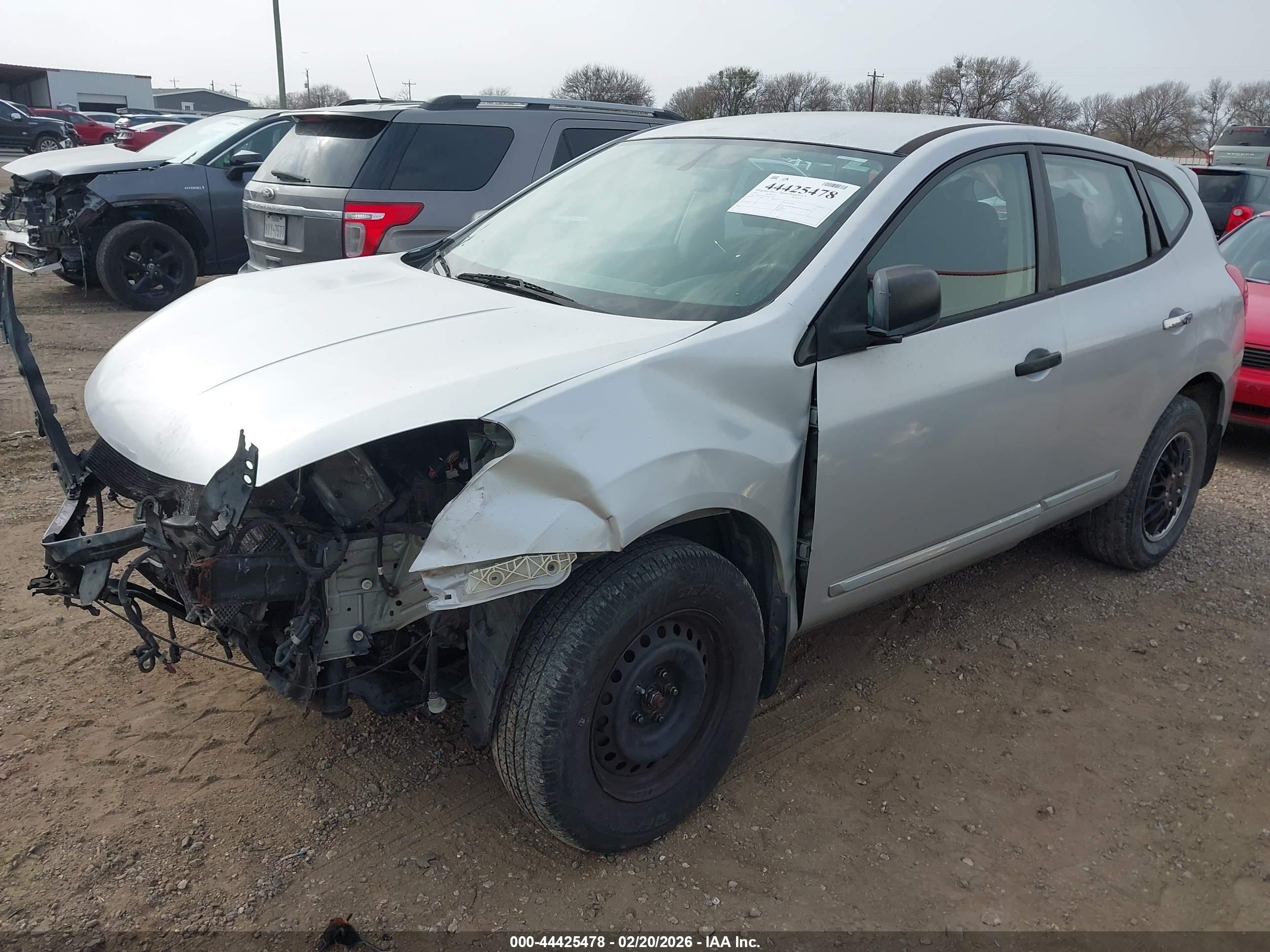 NISSAN ROGUE image 2