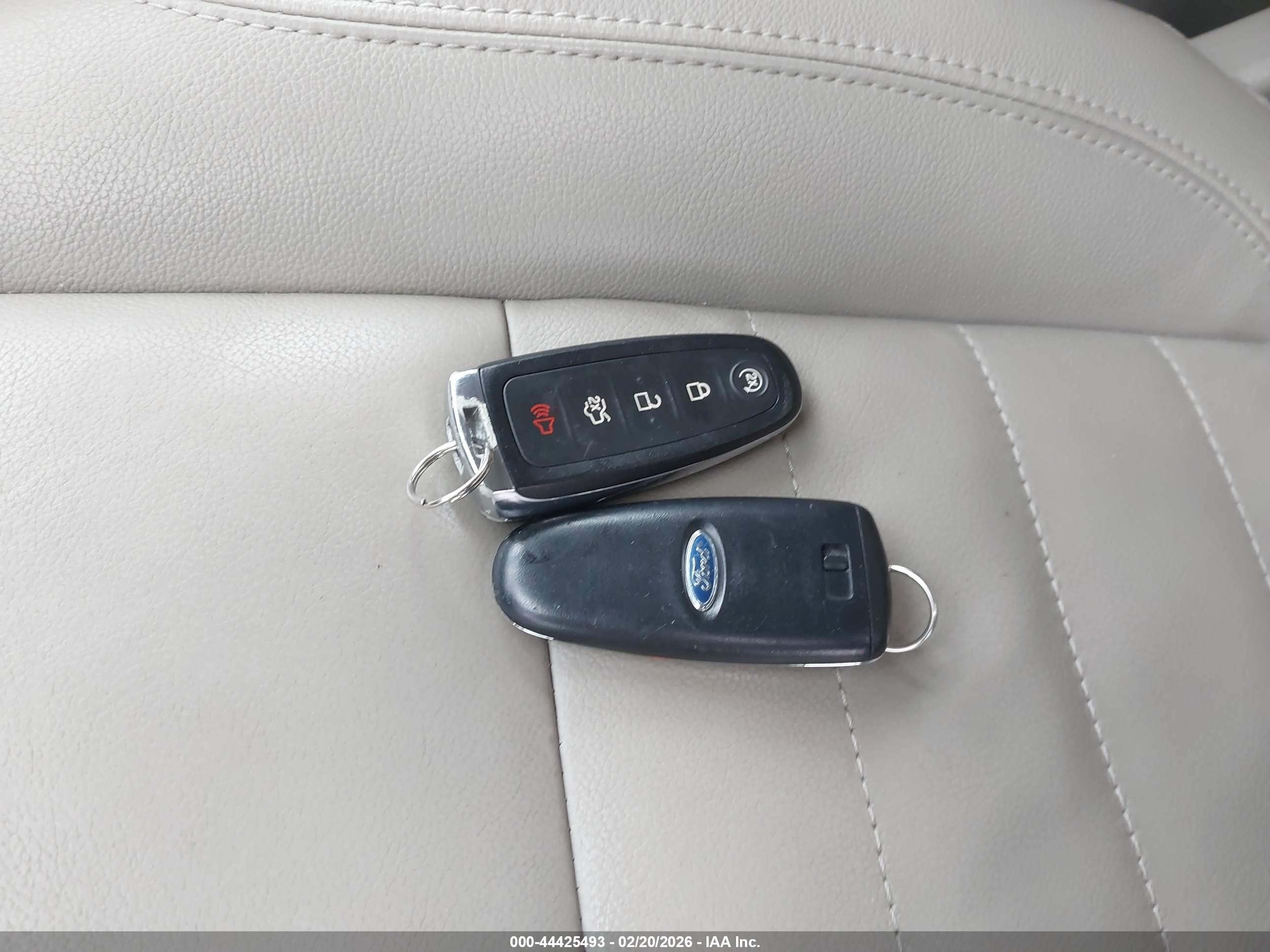 FORD ESCAPE image 11