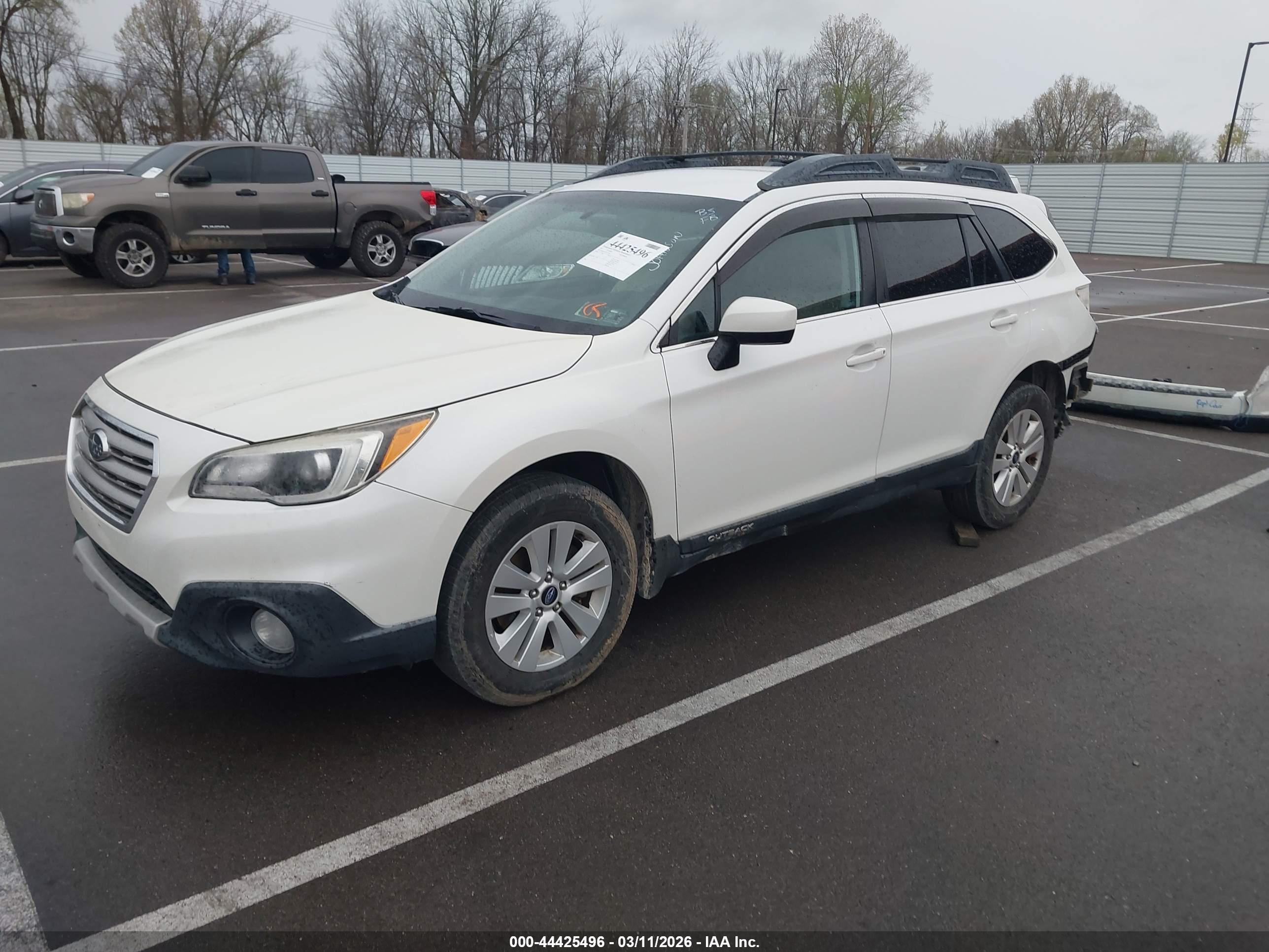 SUBARU OUTBACK image 2