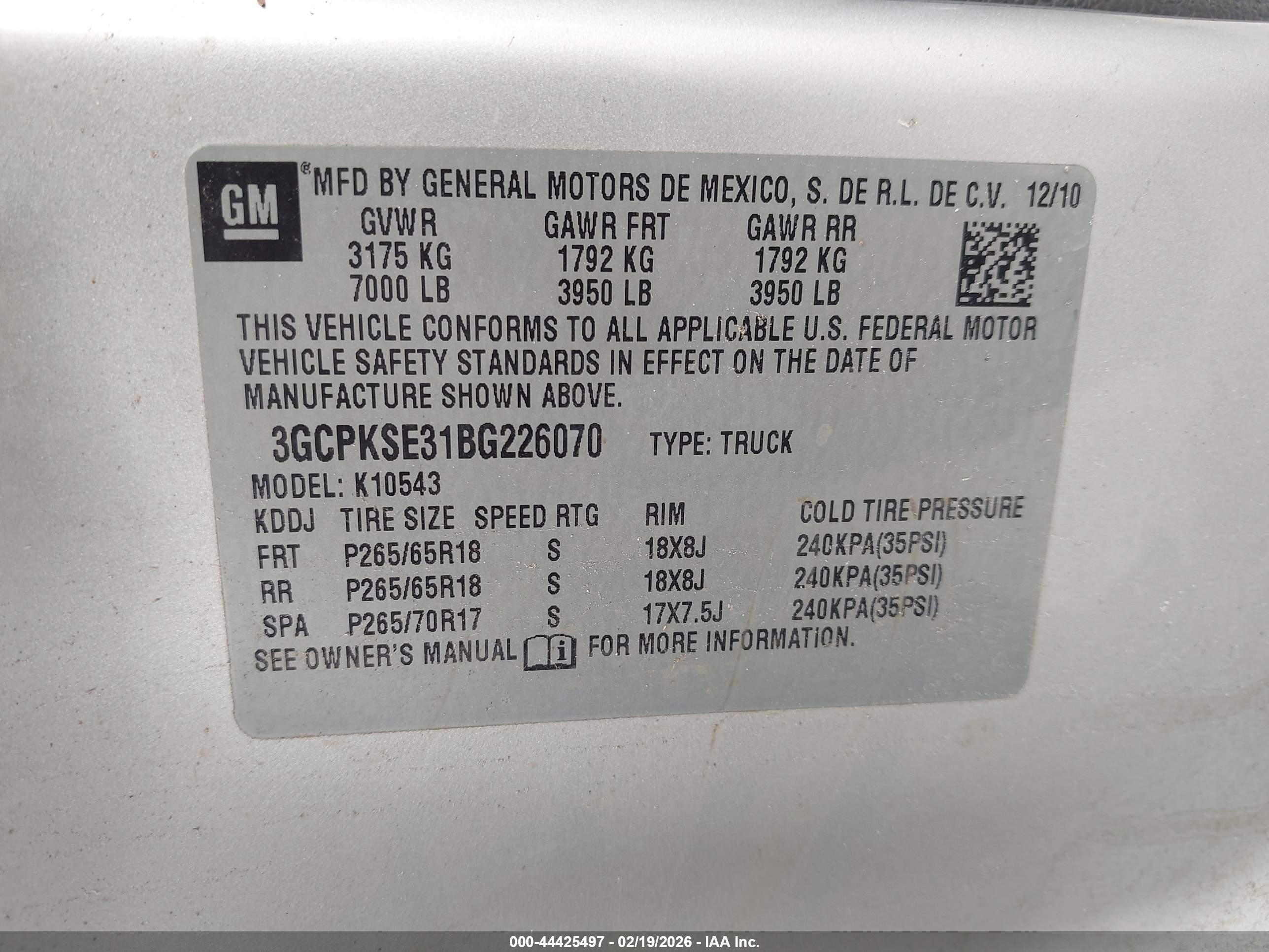 CHEVROLET SILVERADO image 9
