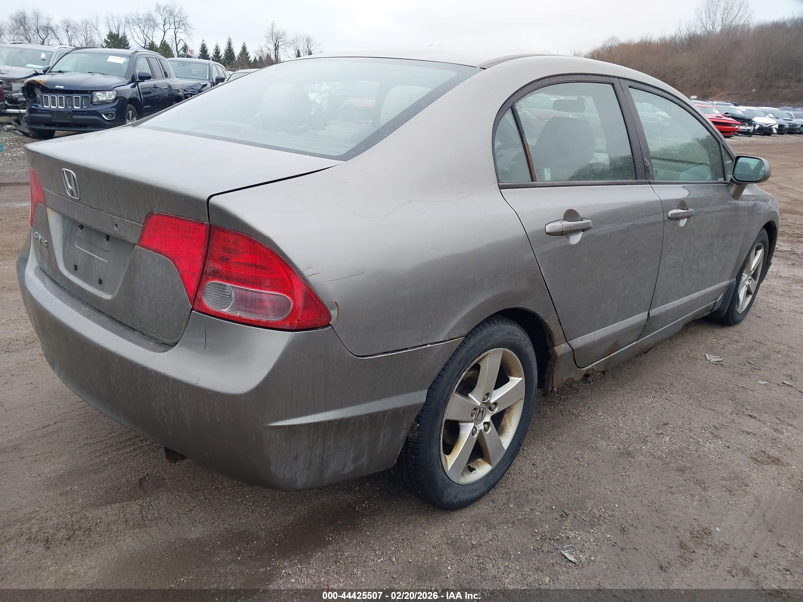 HONDA CIVIC image 4
