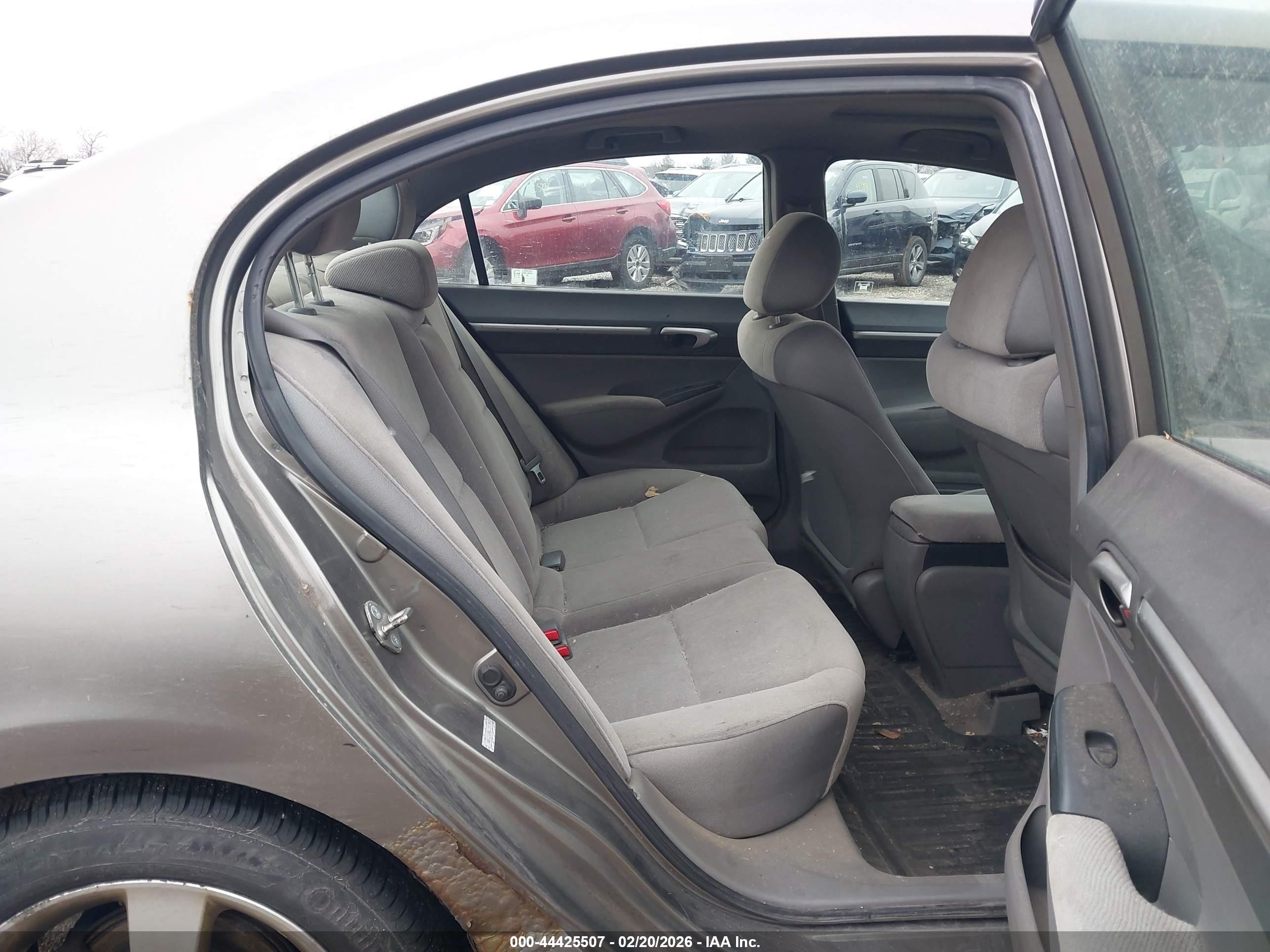 HONDA CIVIC image 8