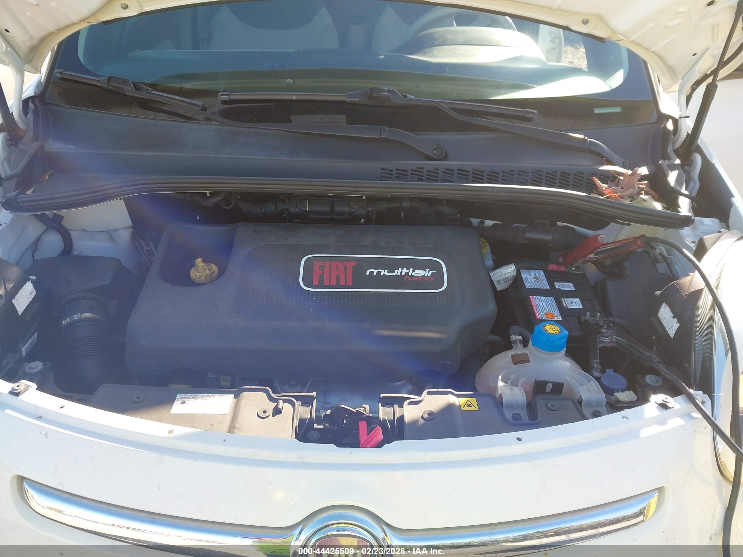 FIAT 500L image 10